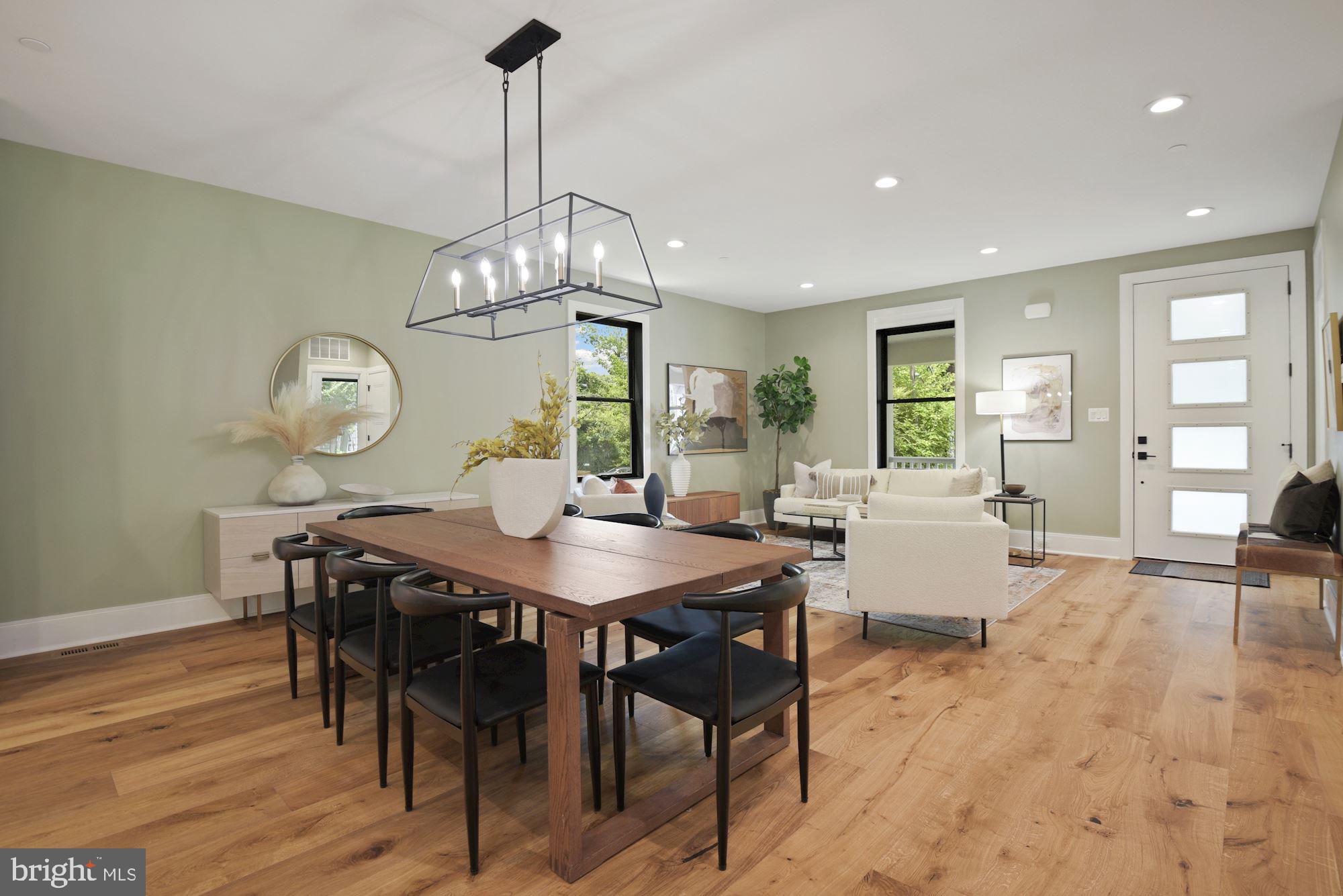 CHEVY CHASE - Residential