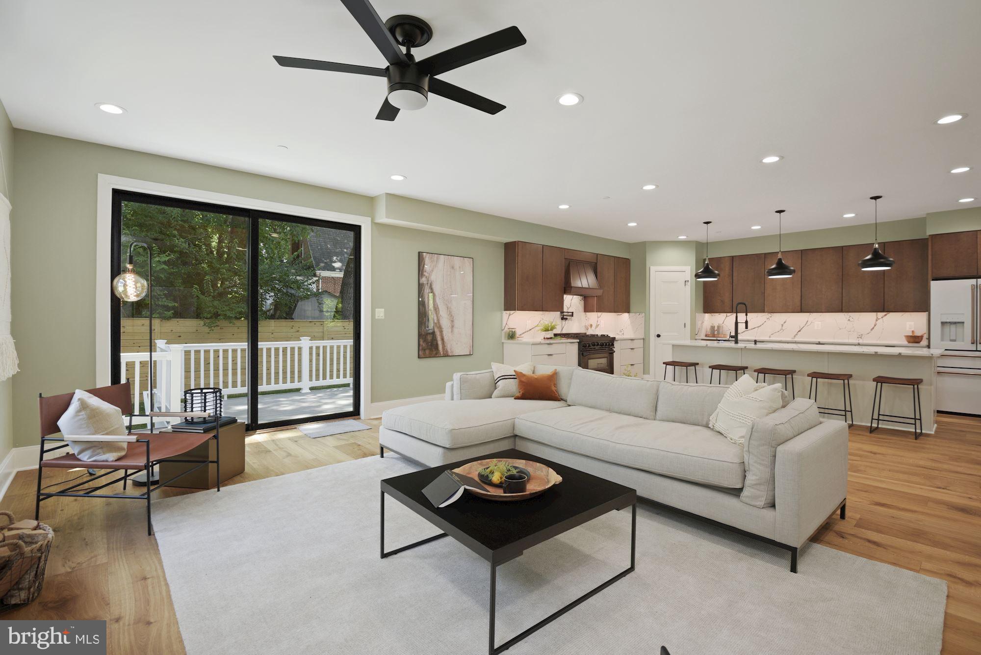 CHEVY CHASE - Residential