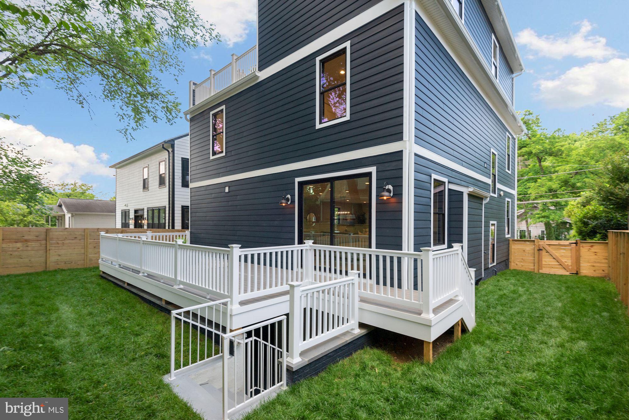 CHEVY CHASE - Residential