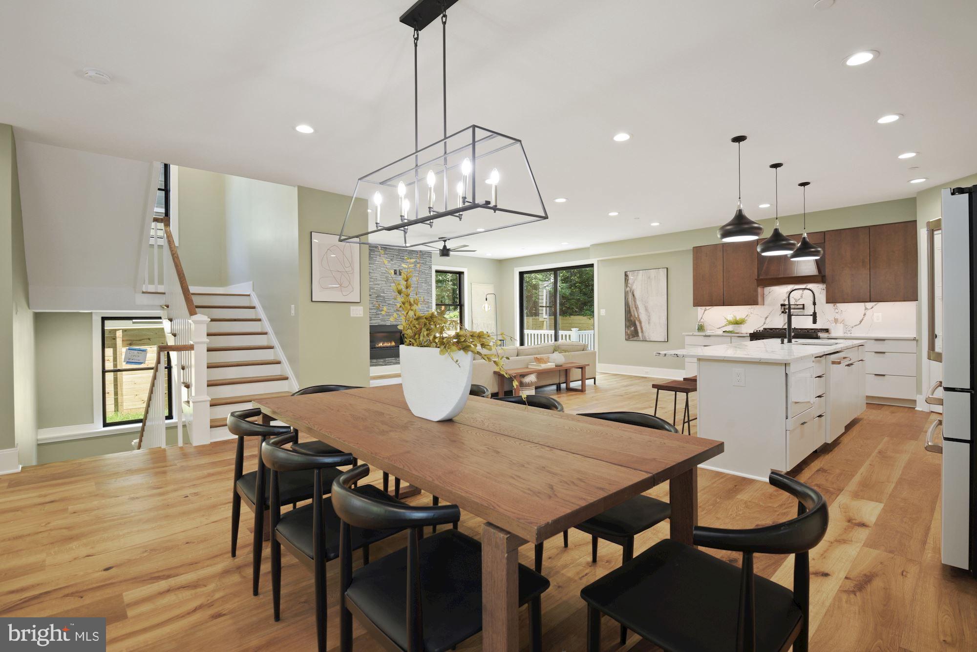 CHEVY CHASE - Residential