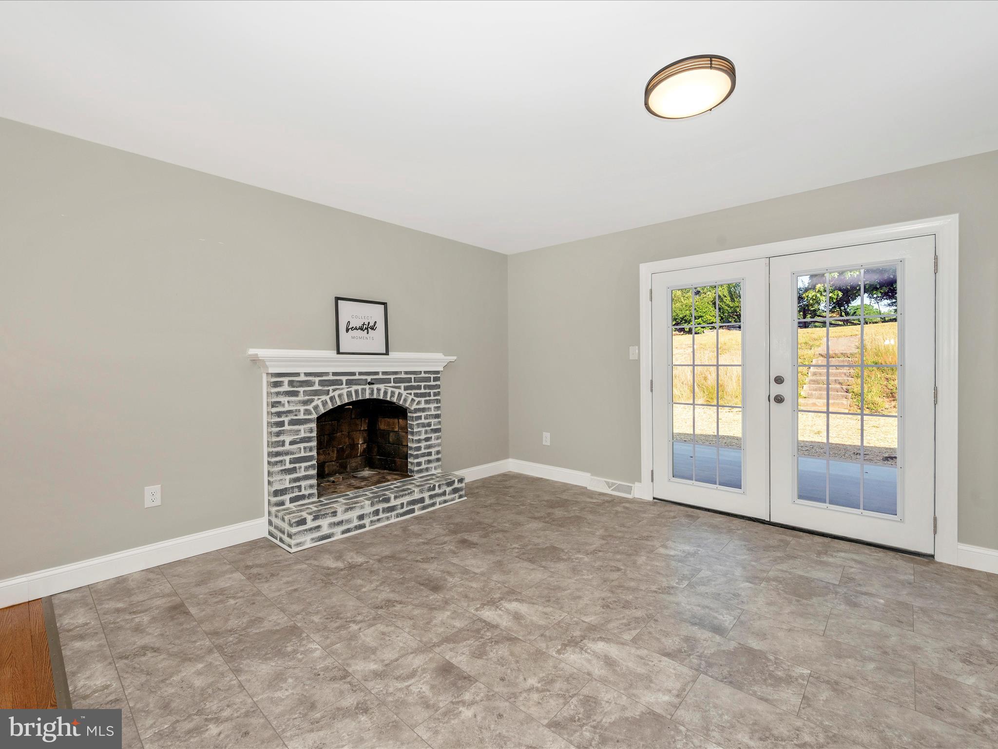 WOODMOOR - Residential