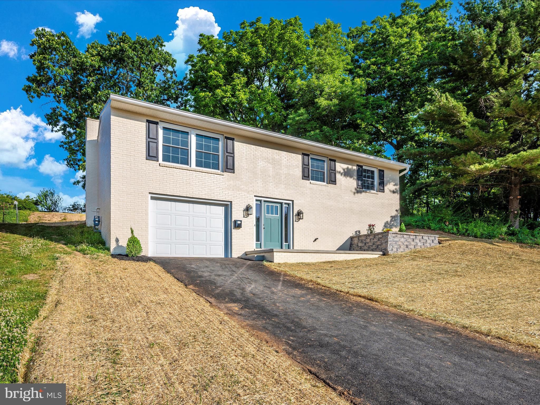 WOODMOOR - Residential