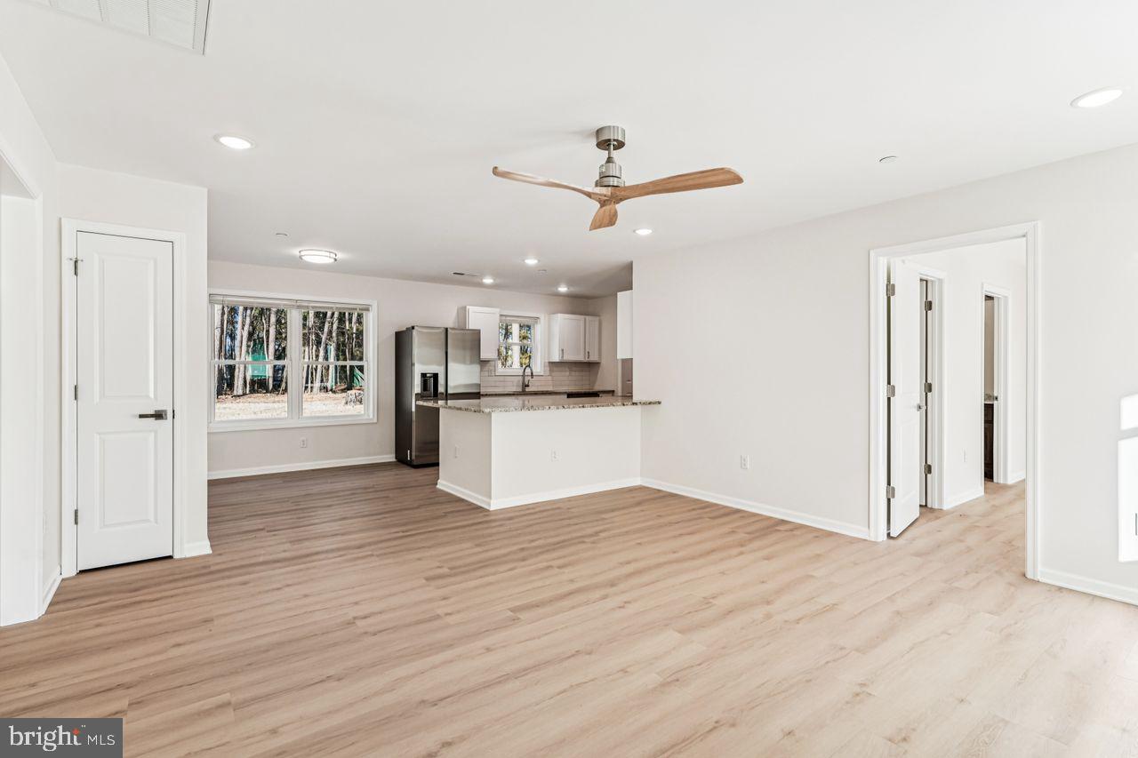 MOUNT VERNON - Residential