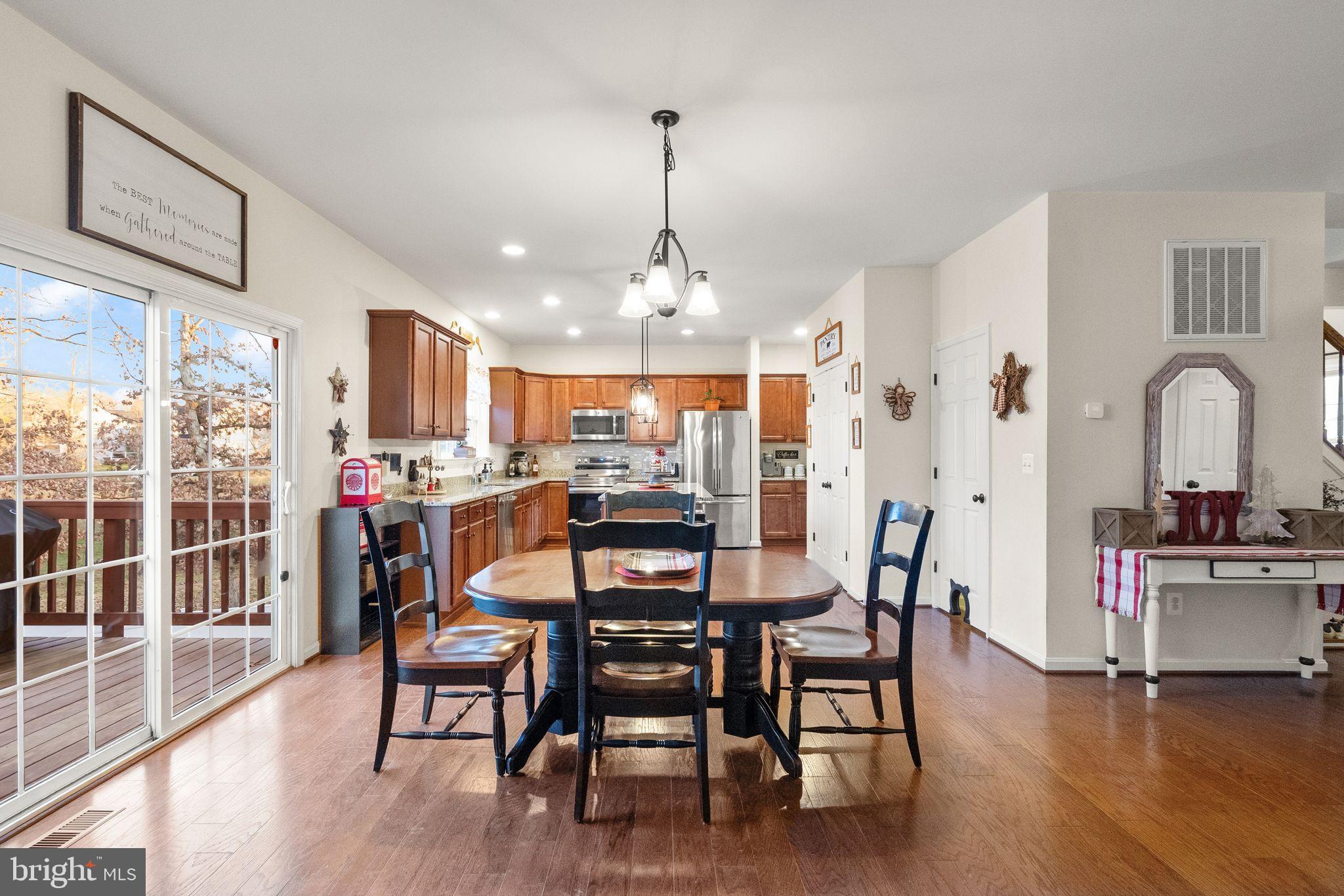 WILDERNESS SHORES - Residential