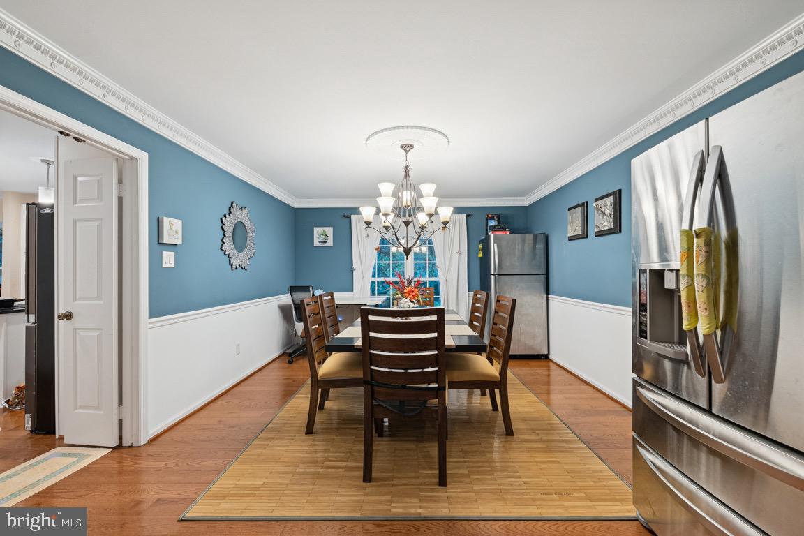 LANGLEY OAKS - Residential