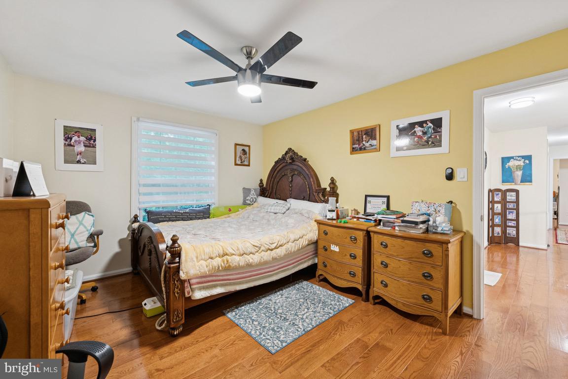 LANGLEY OAKS - Residential