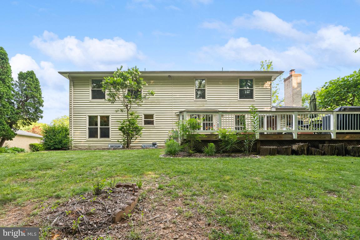 LANGLEY OAKS - Residential