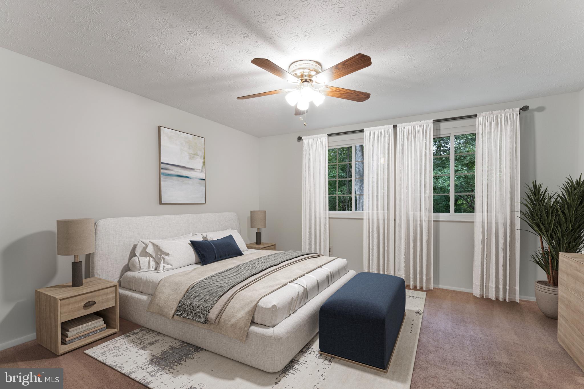 2323 MIDDLE CREEK LANE