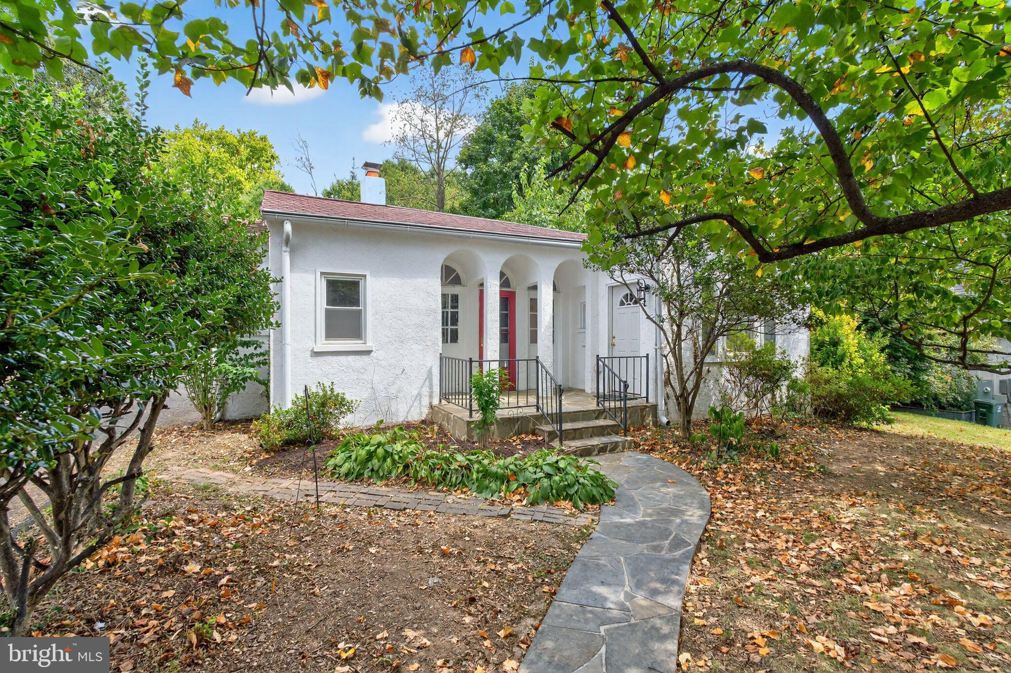 1801 N TAYLOR STREET