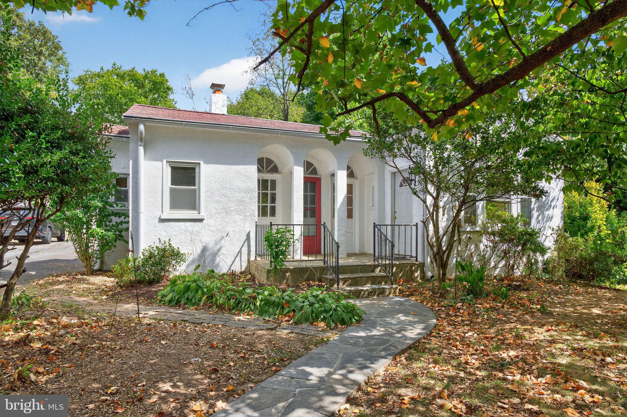 1801 N TAYLOR STREET