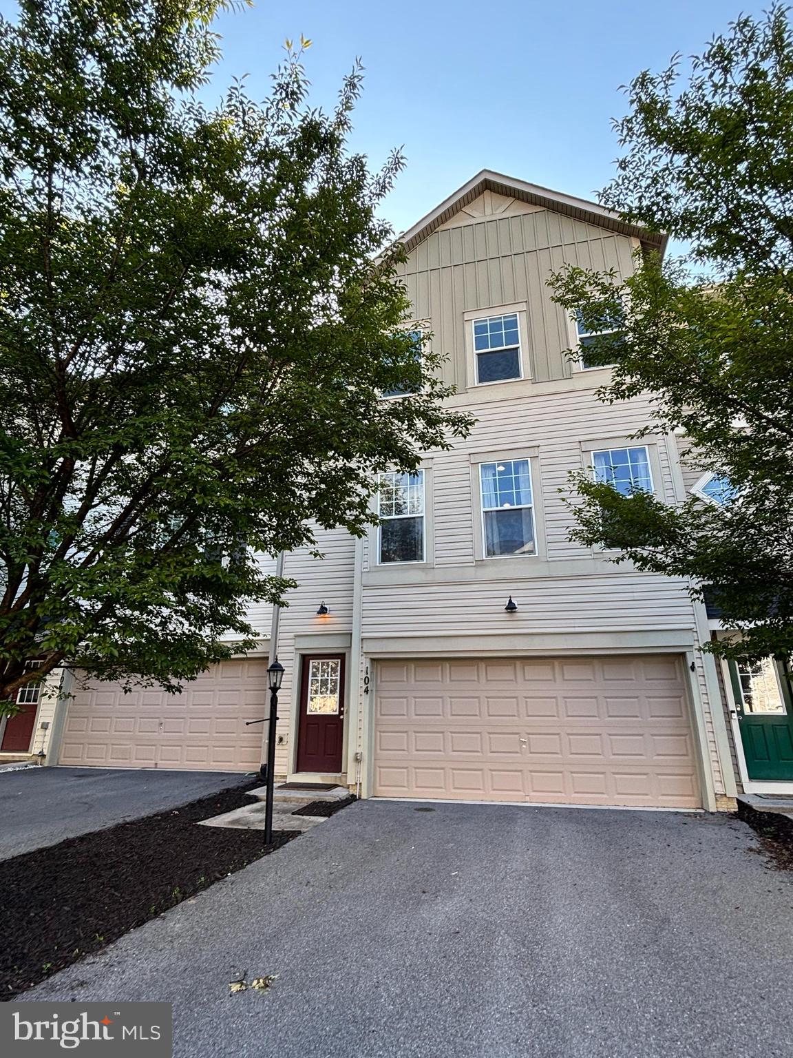 104 NOTIONS COURT
