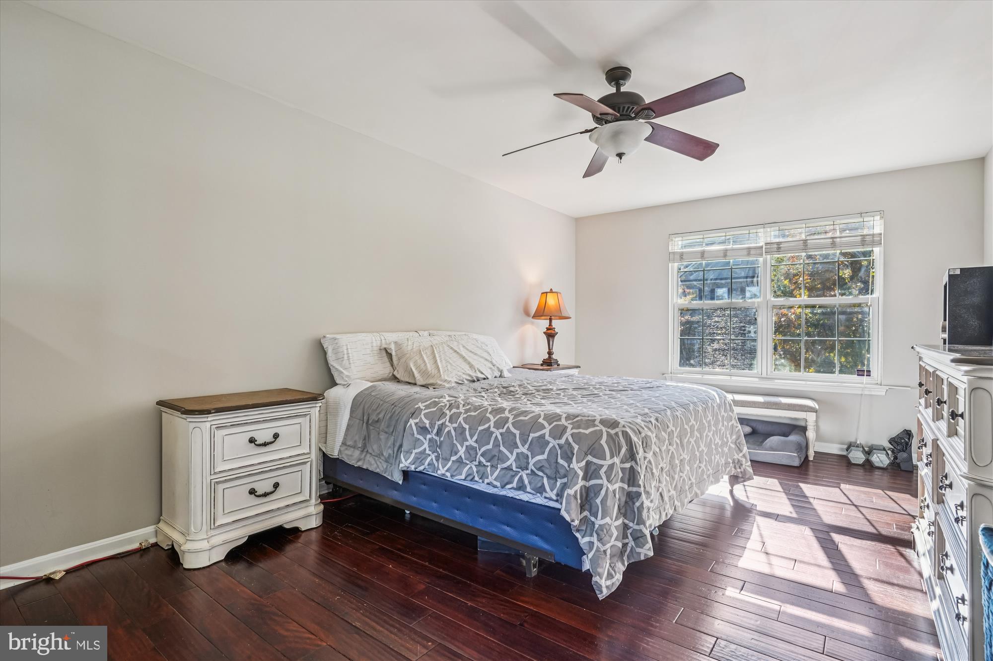 EAGLES POINTE - Residential