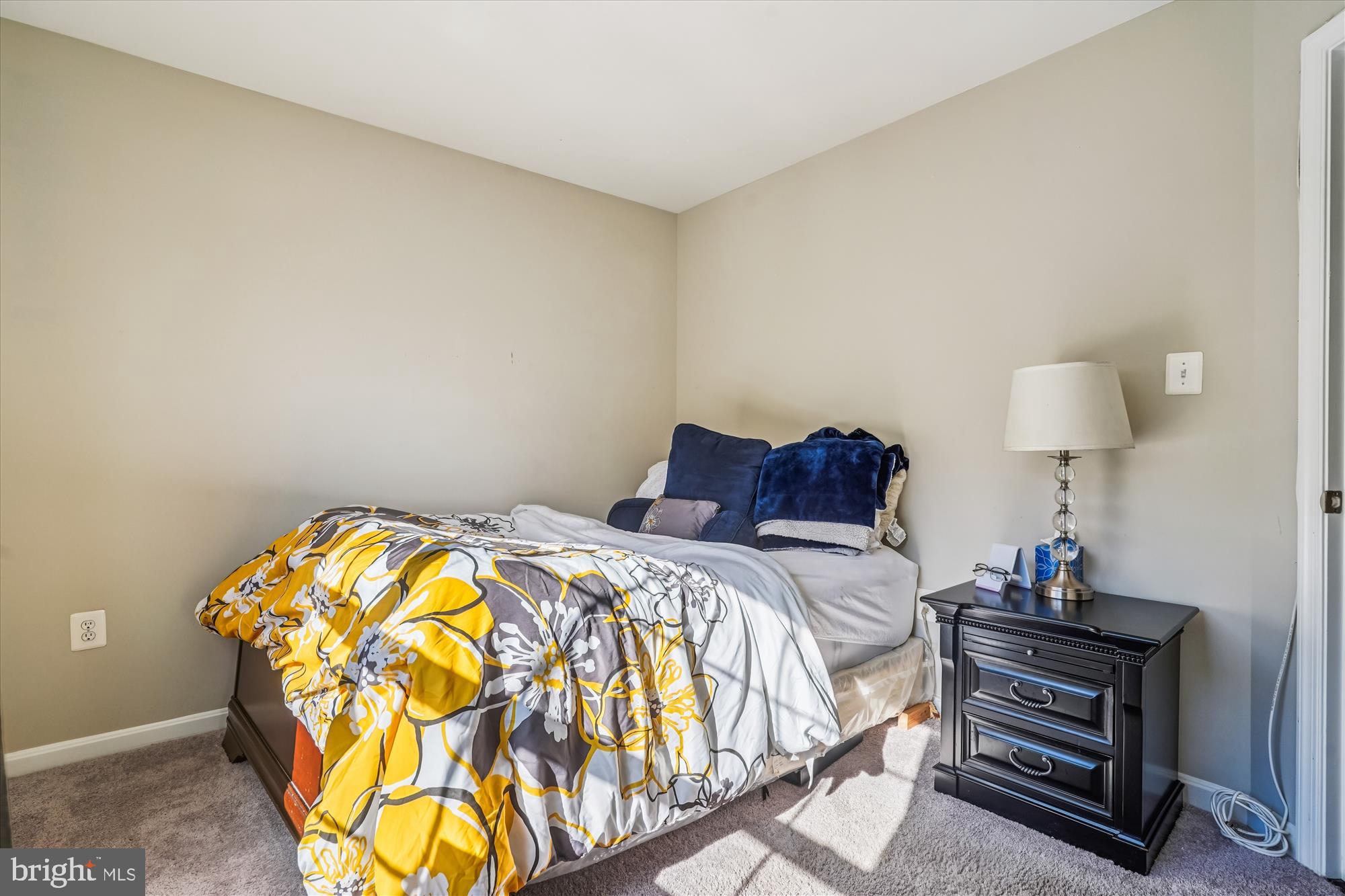 EAGLES POINTE - Residential