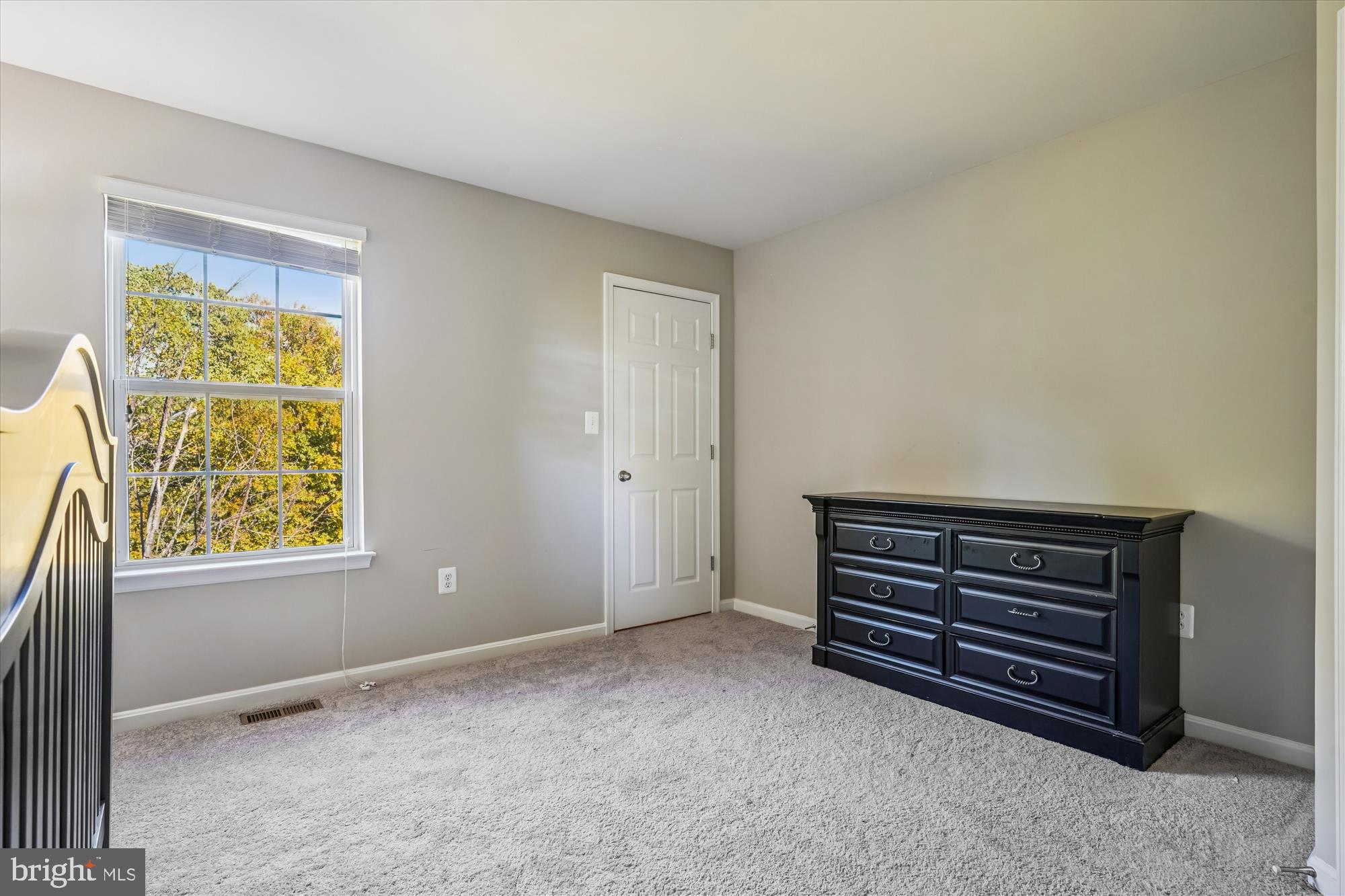 EAGLES POINTE - Residential