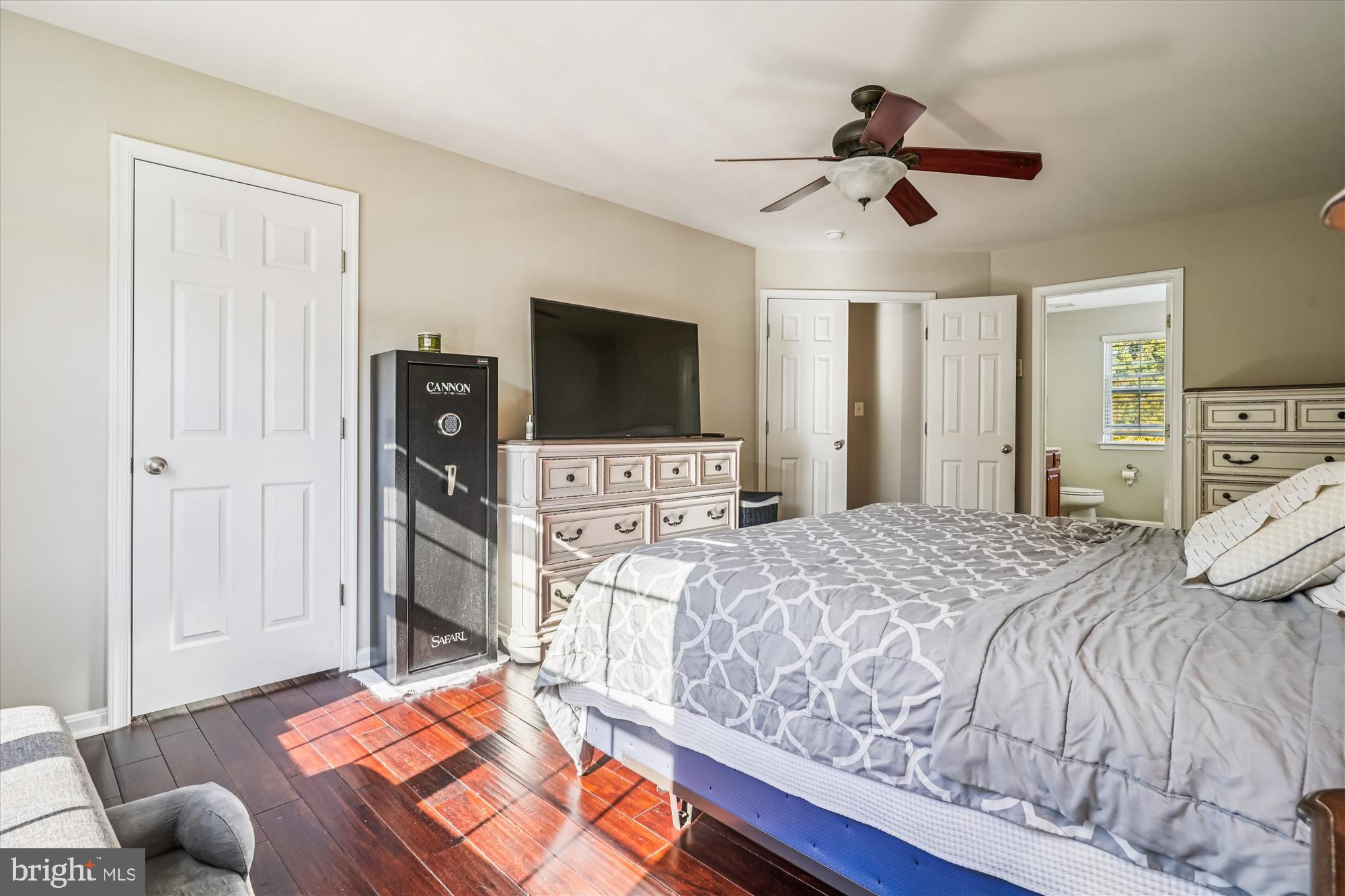 EAGLES POINTE - Residential