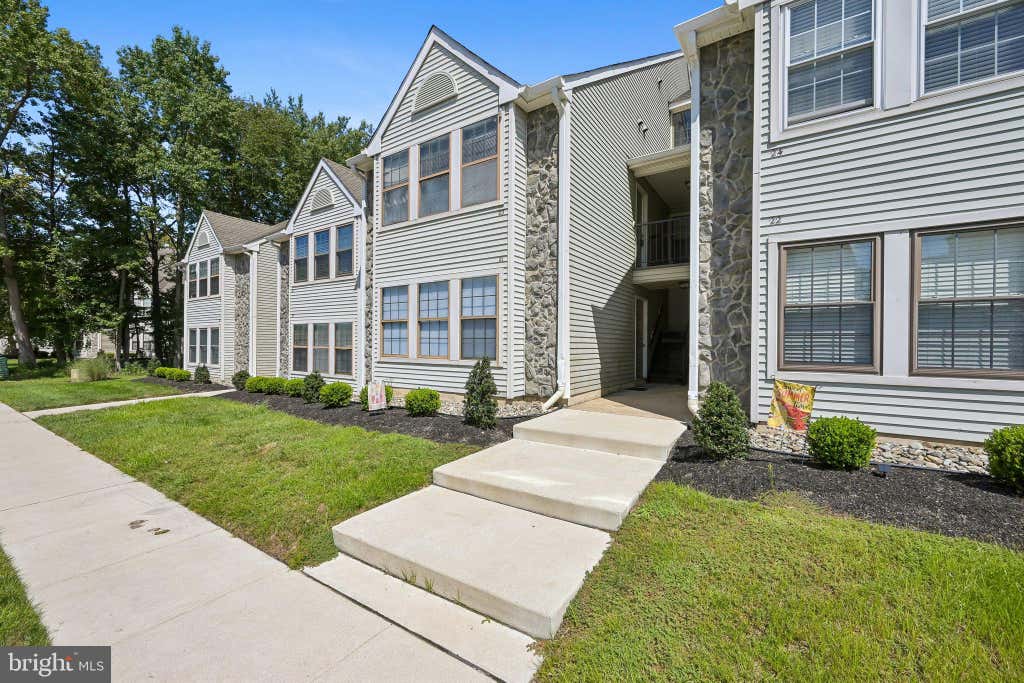 Photo of 23 Chelmsford Court, MARLTON, NJ 08053 (MLS # NJBL2119430)