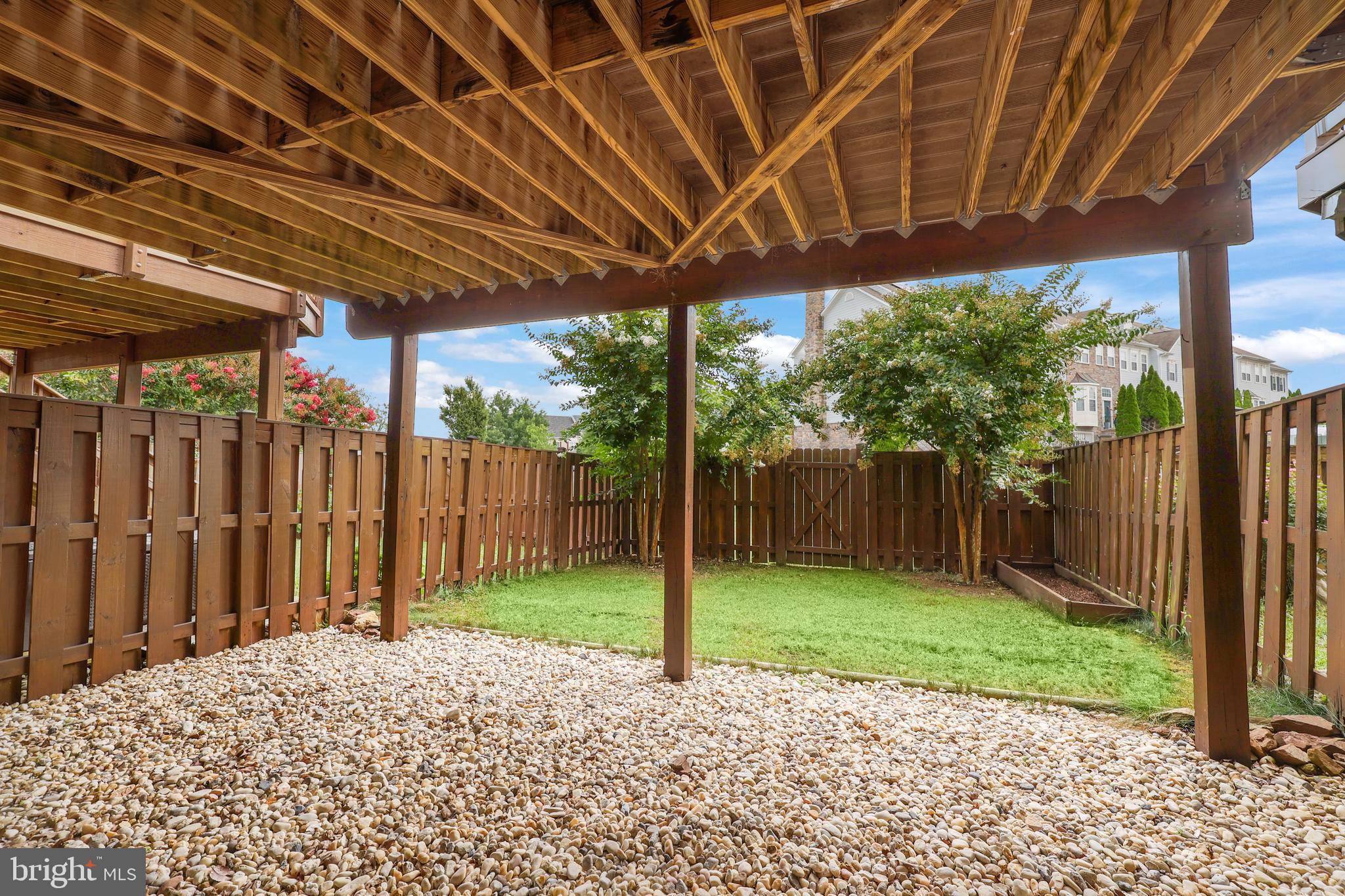 POTOMAC CROSSING - Residential