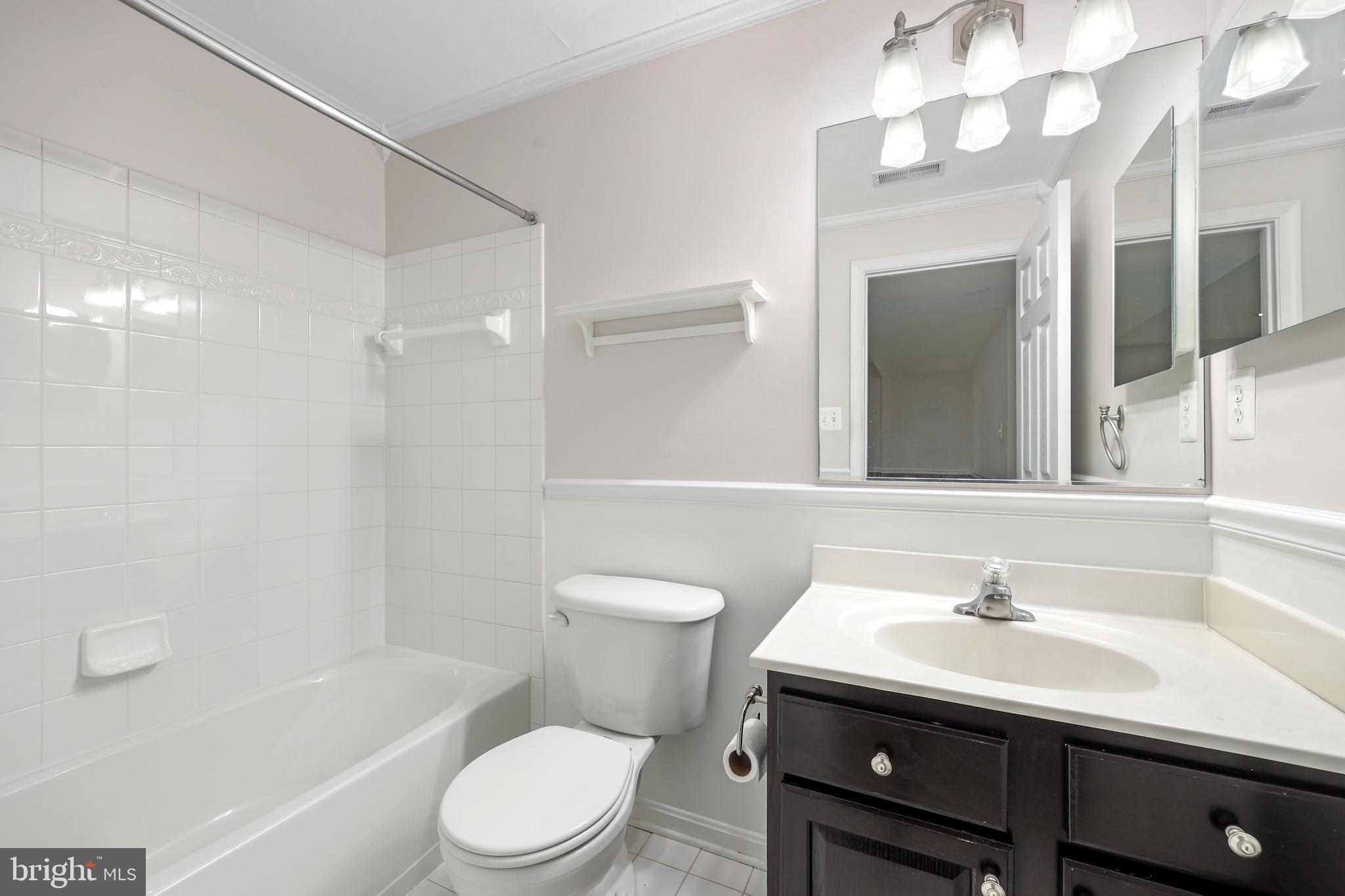 POTOMAC CROSSING - Residential