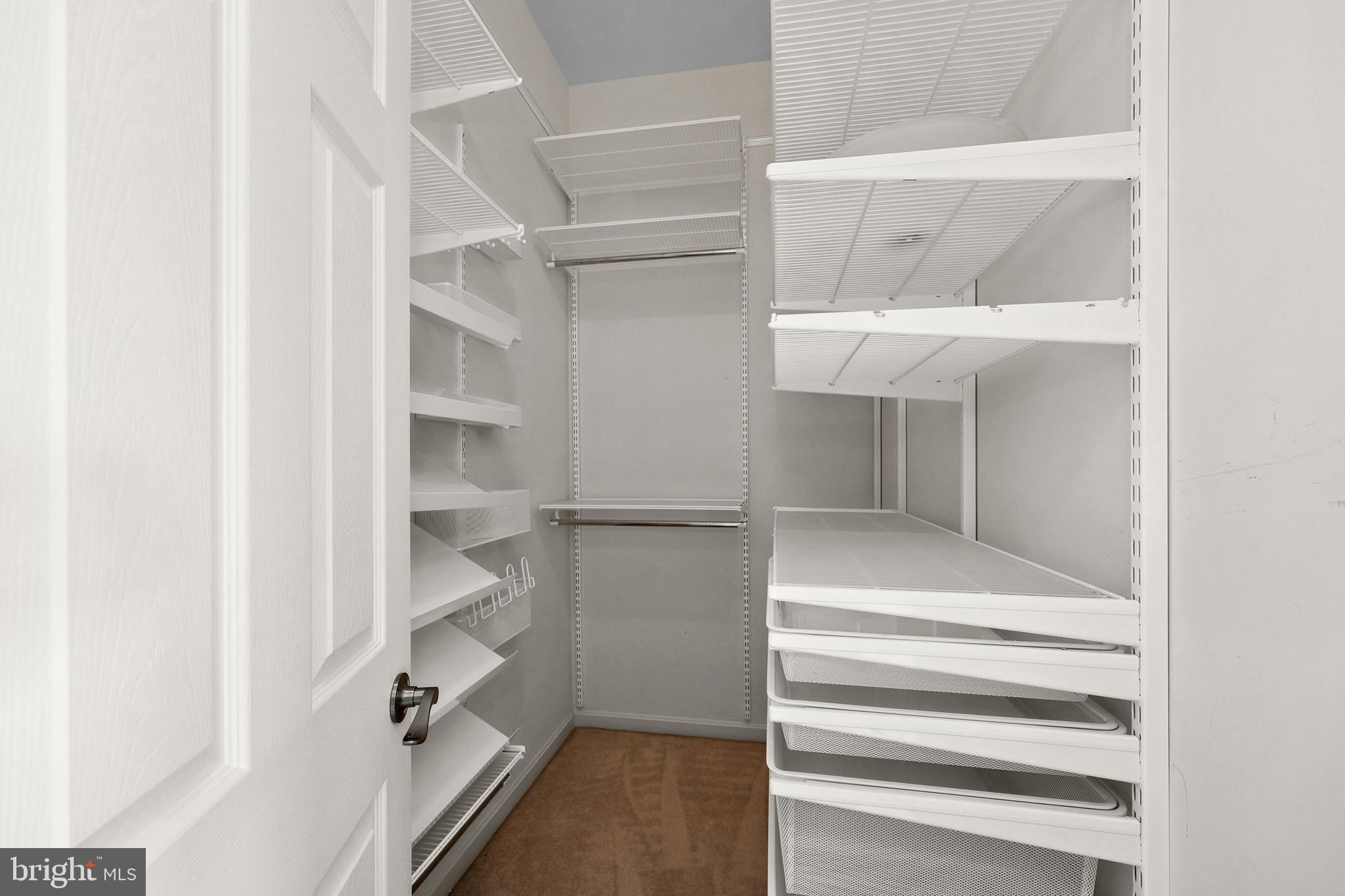 POTOMAC CROSSING - Residential