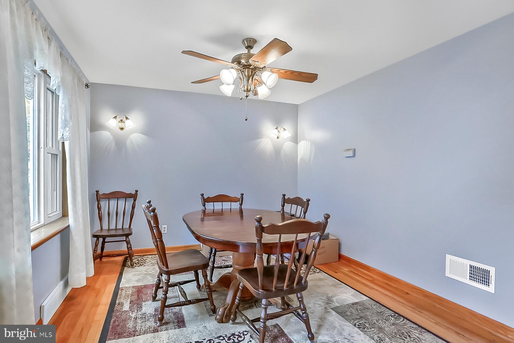 COLLEGE PARK - Residential