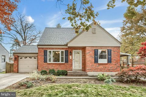 2011 COLUMBIA AVENUE CAMP HILL PA 17011