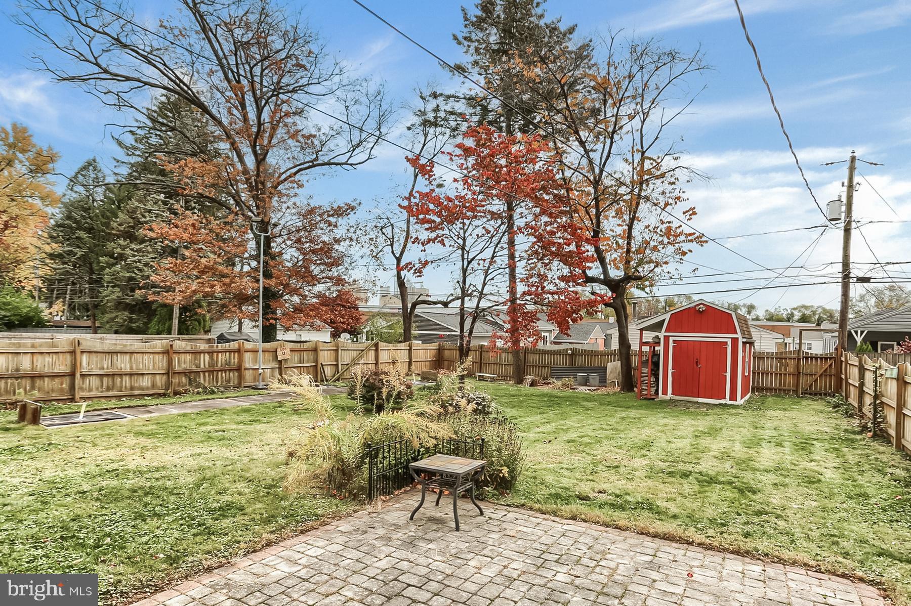 COLLEGE PARK - Residential