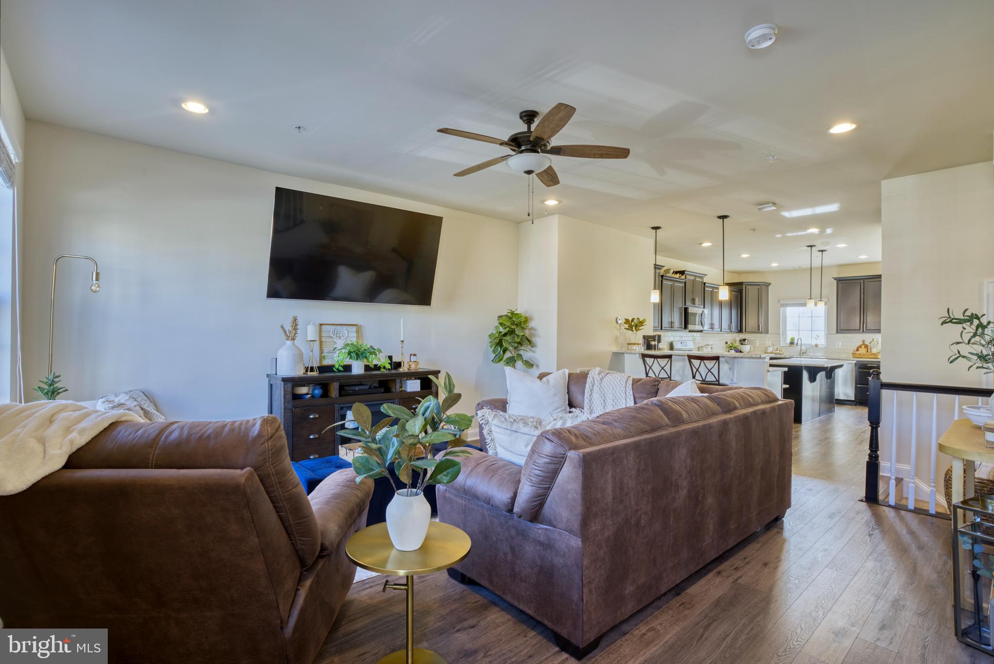 WESTVIEW SOUTH - Residential