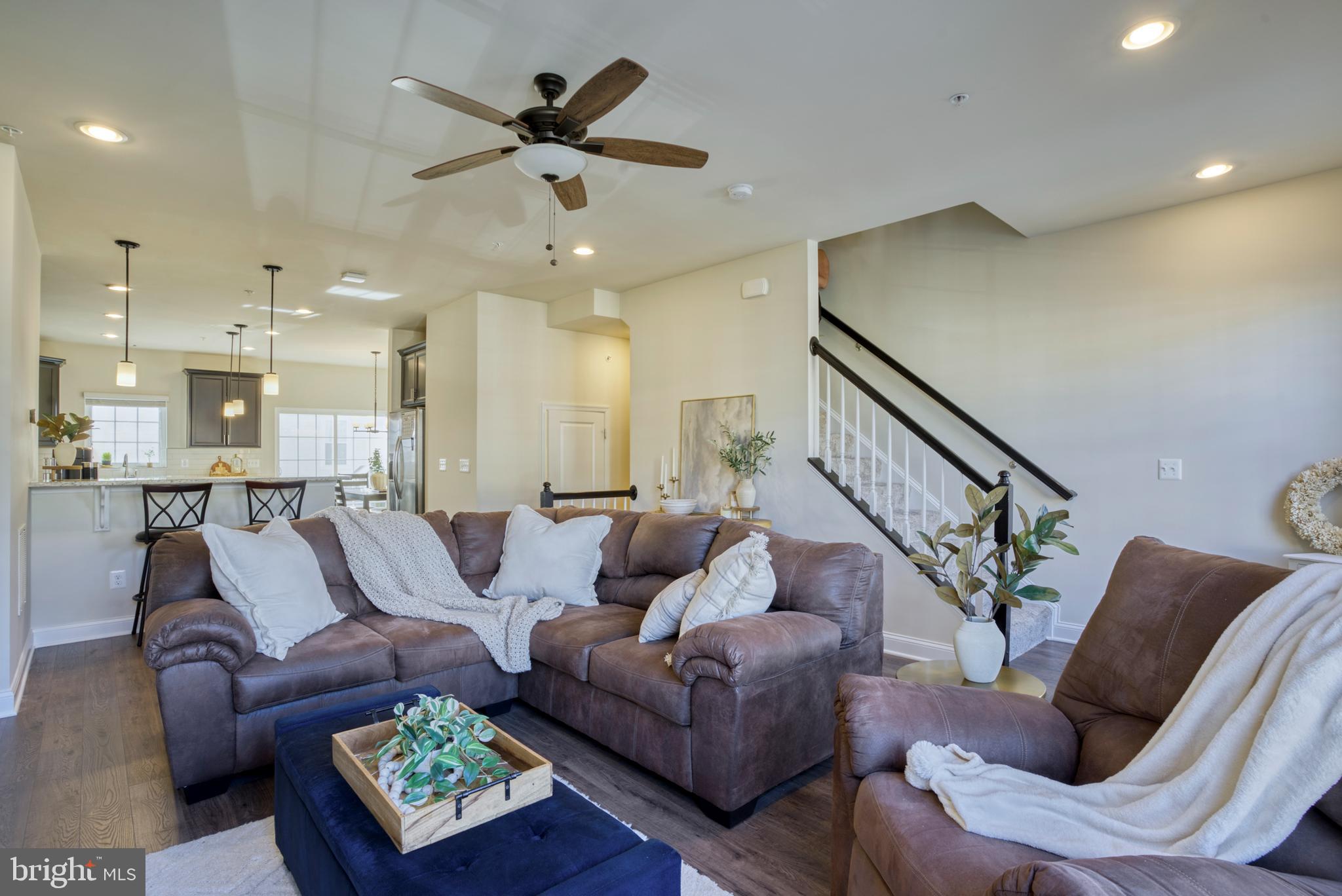 WESTVIEW SOUTH - Residential