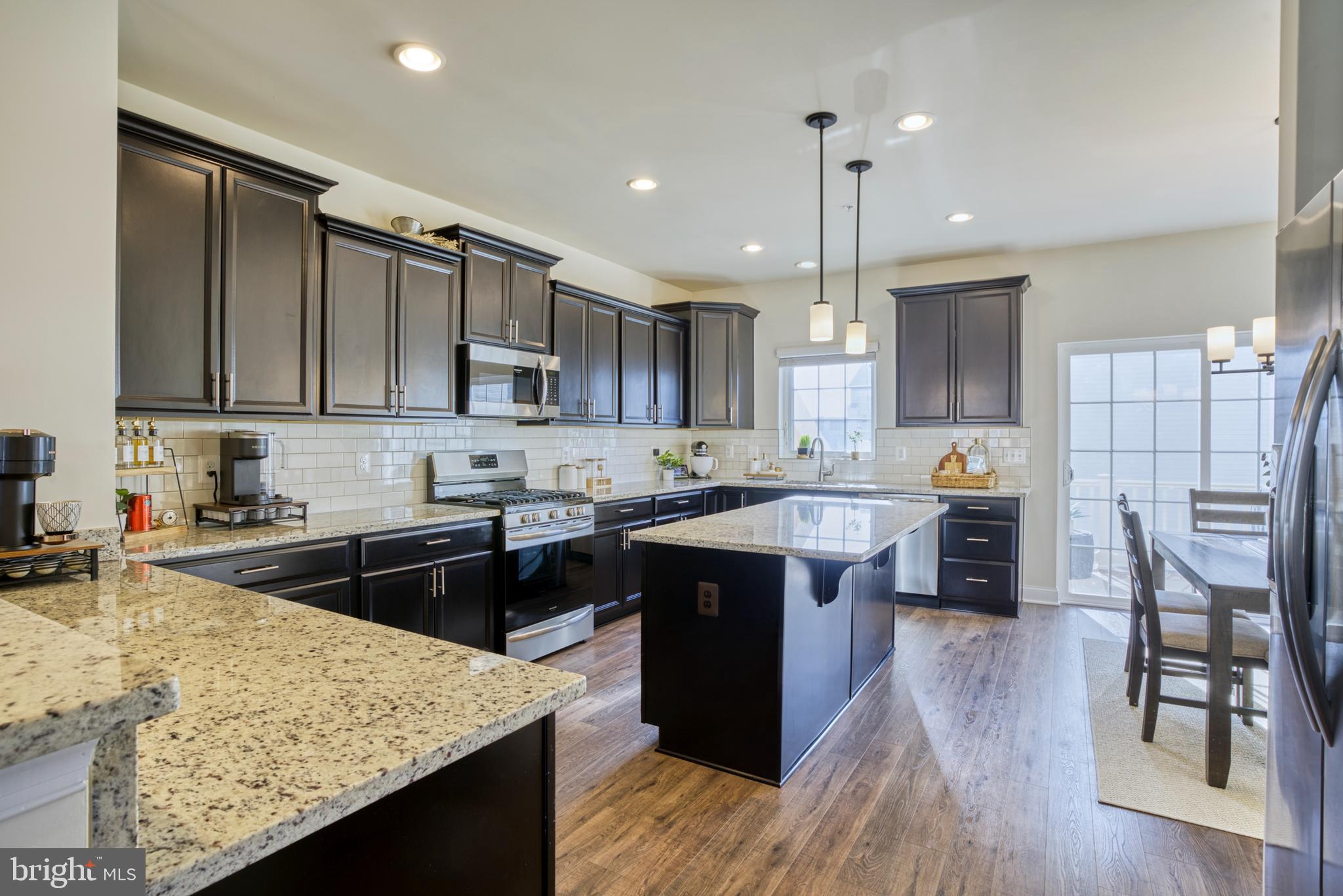 WESTVIEW SOUTH - Residential