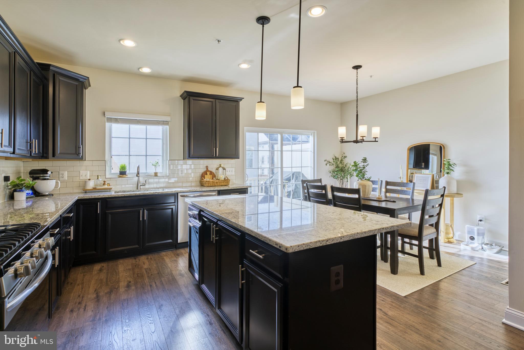 WESTVIEW SOUTH - Residential