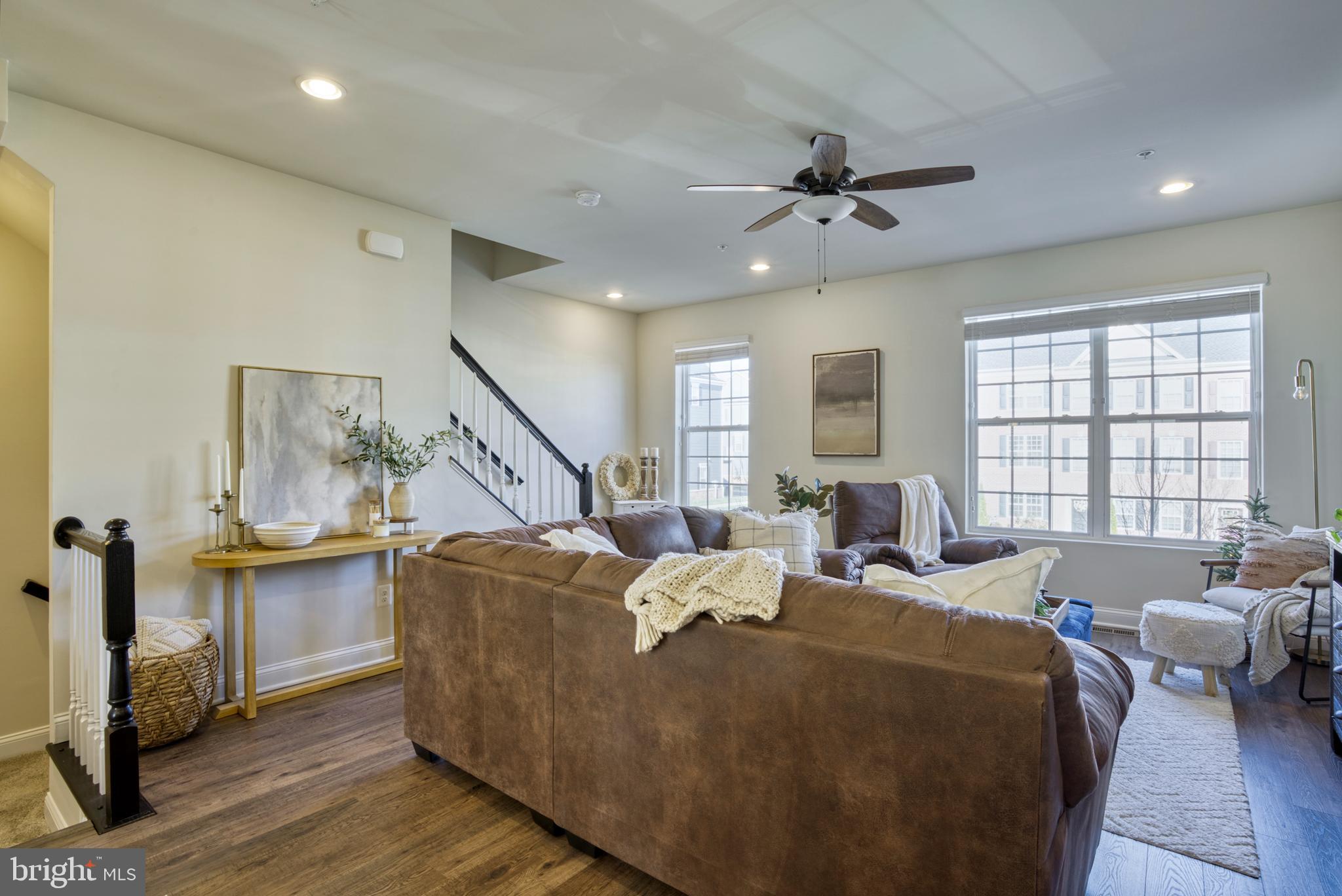 WESTVIEW SOUTH - Residential