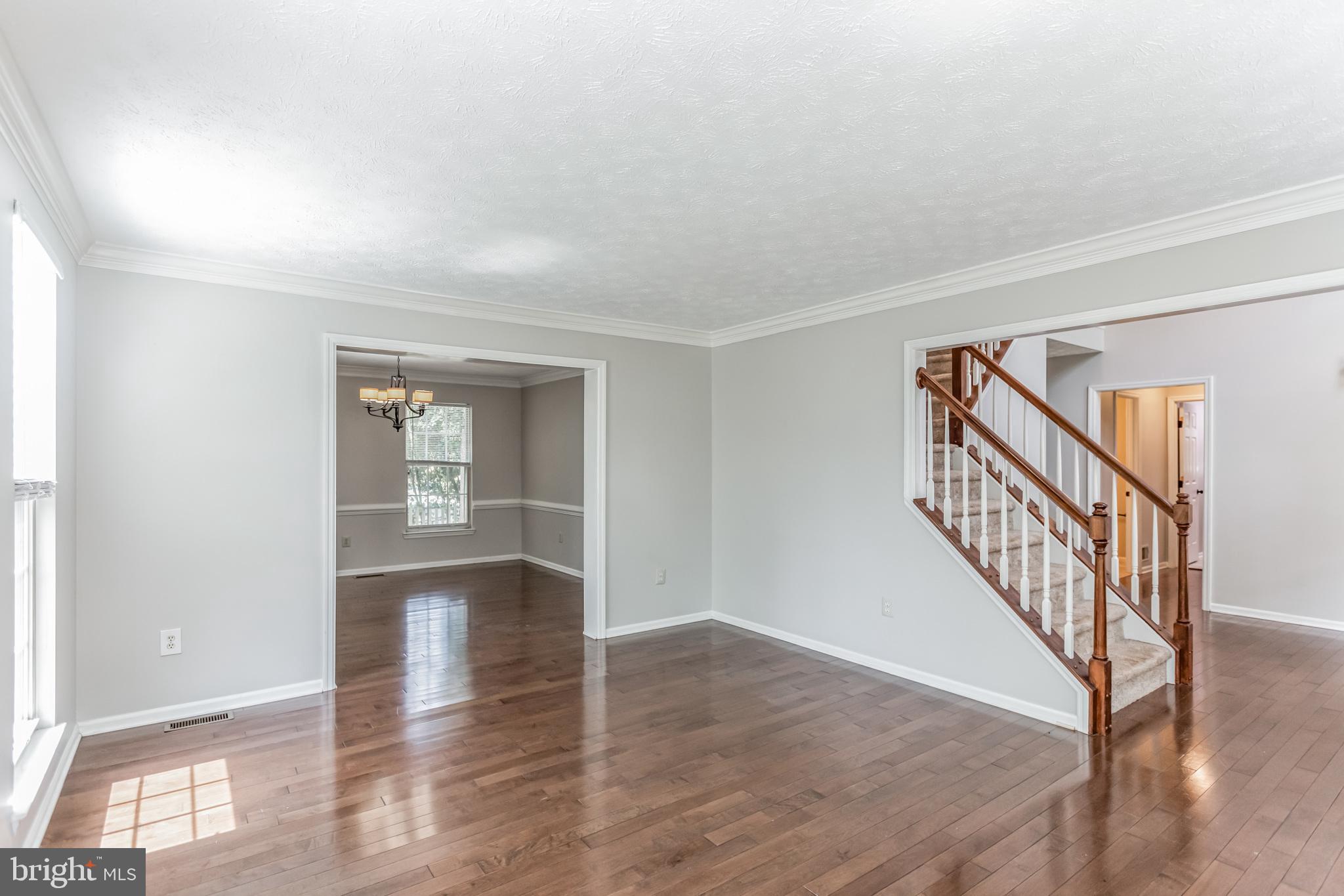 CROFTON WOODS - Residential Lease