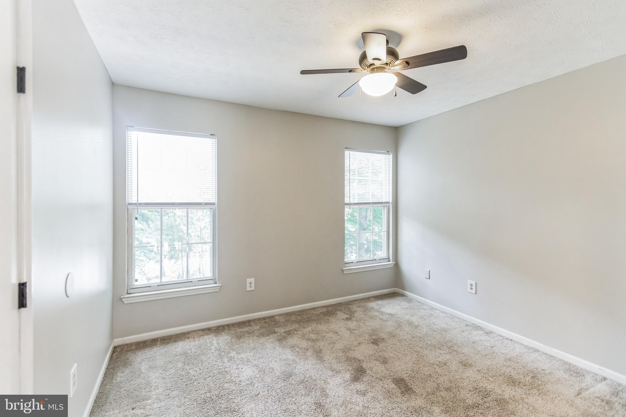 CROFTON WOODS - Residential Lease