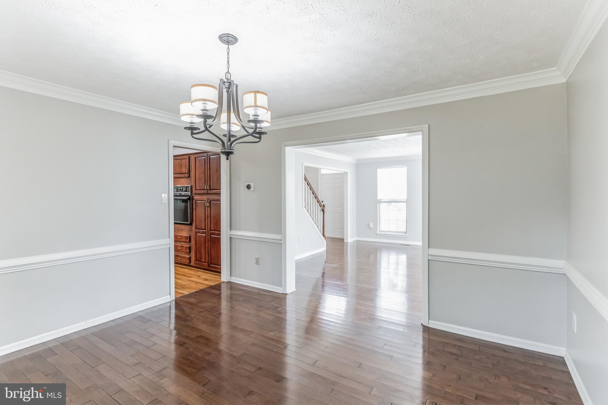 CROFTON WOODS - Residential Lease