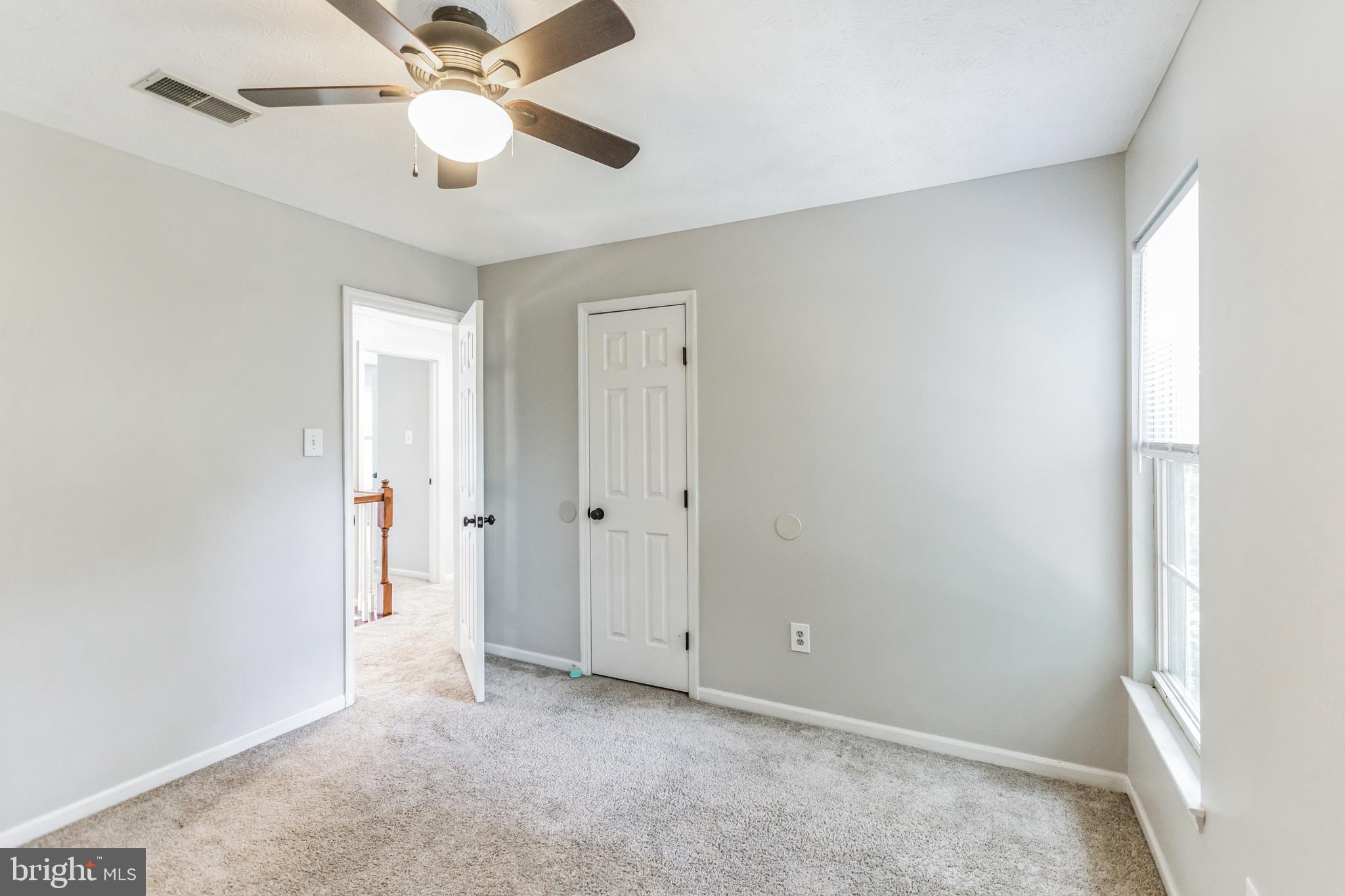 CROFTON WOODS - Residential Lease