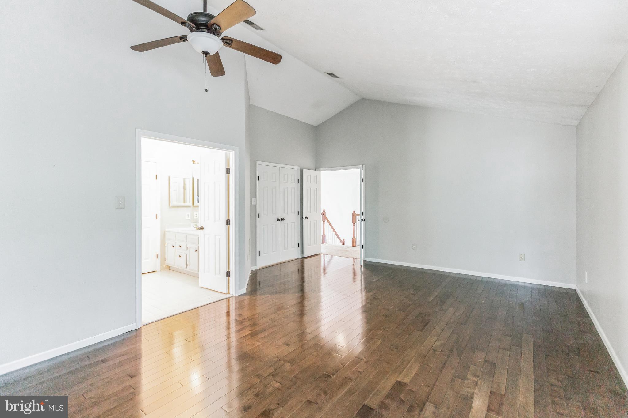 CROFTON WOODS - Residential Lease