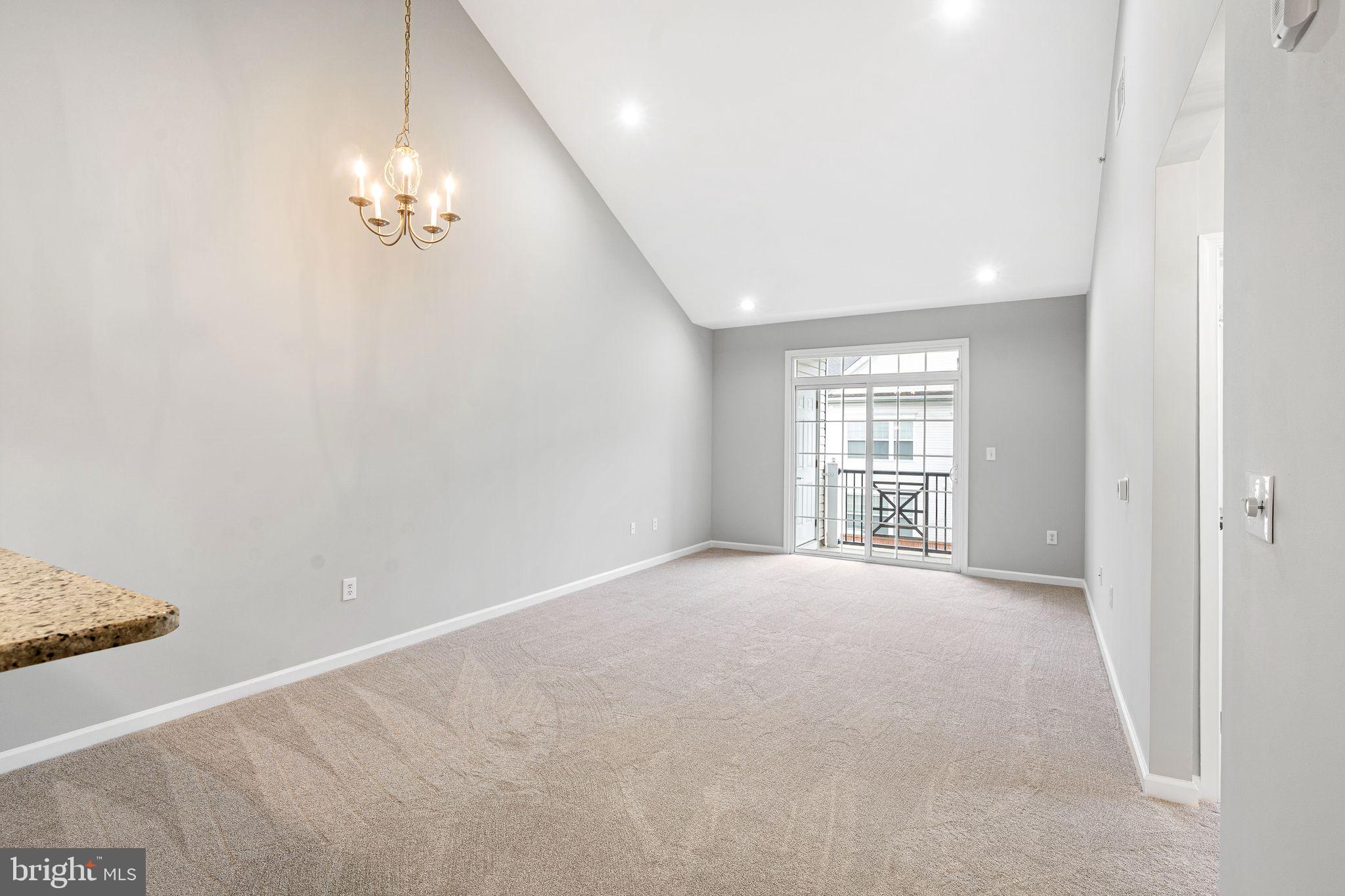 350 W ELM STREET 3414