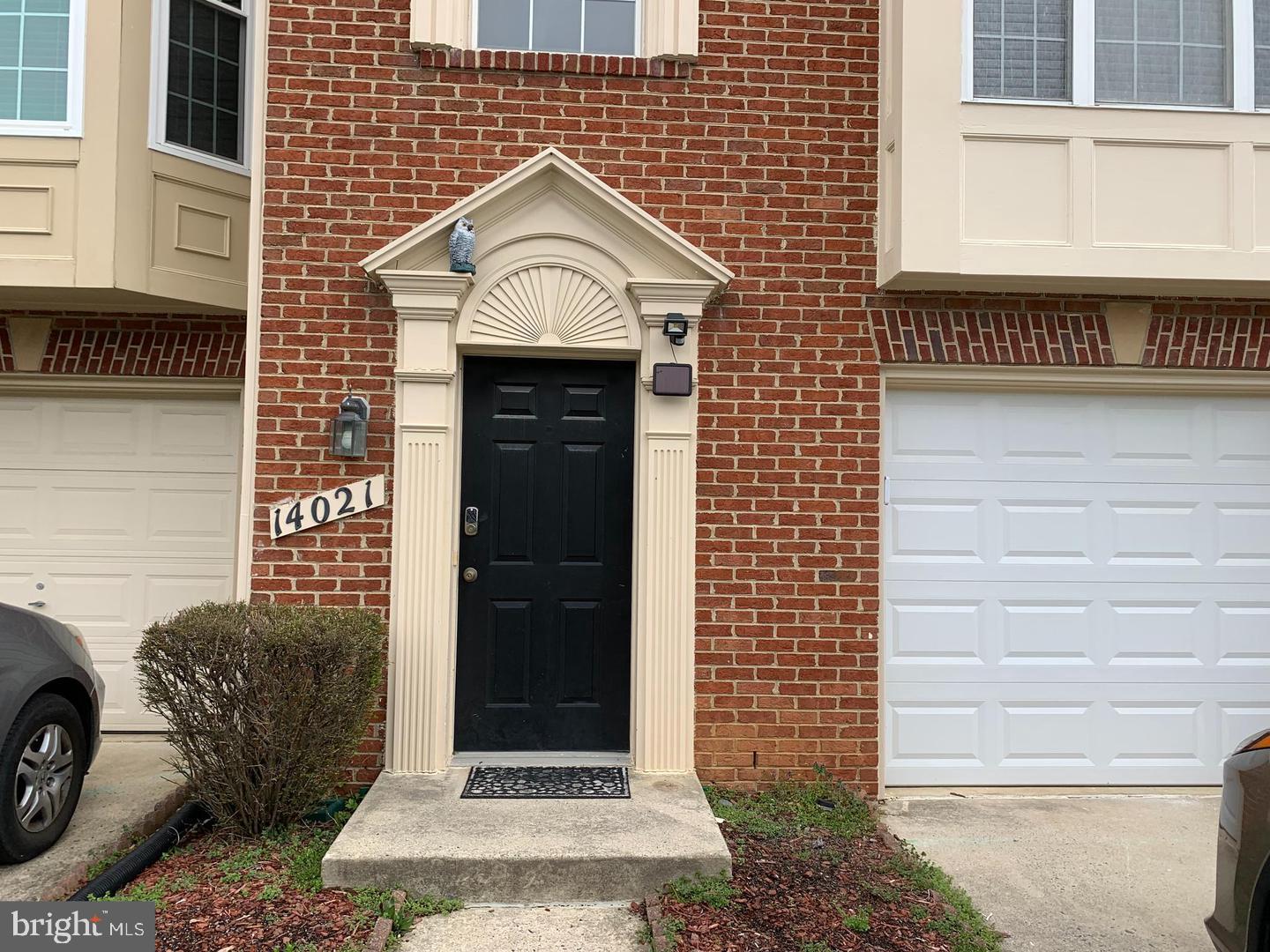 WILLOWS OF POTOMAC - Residential Lease