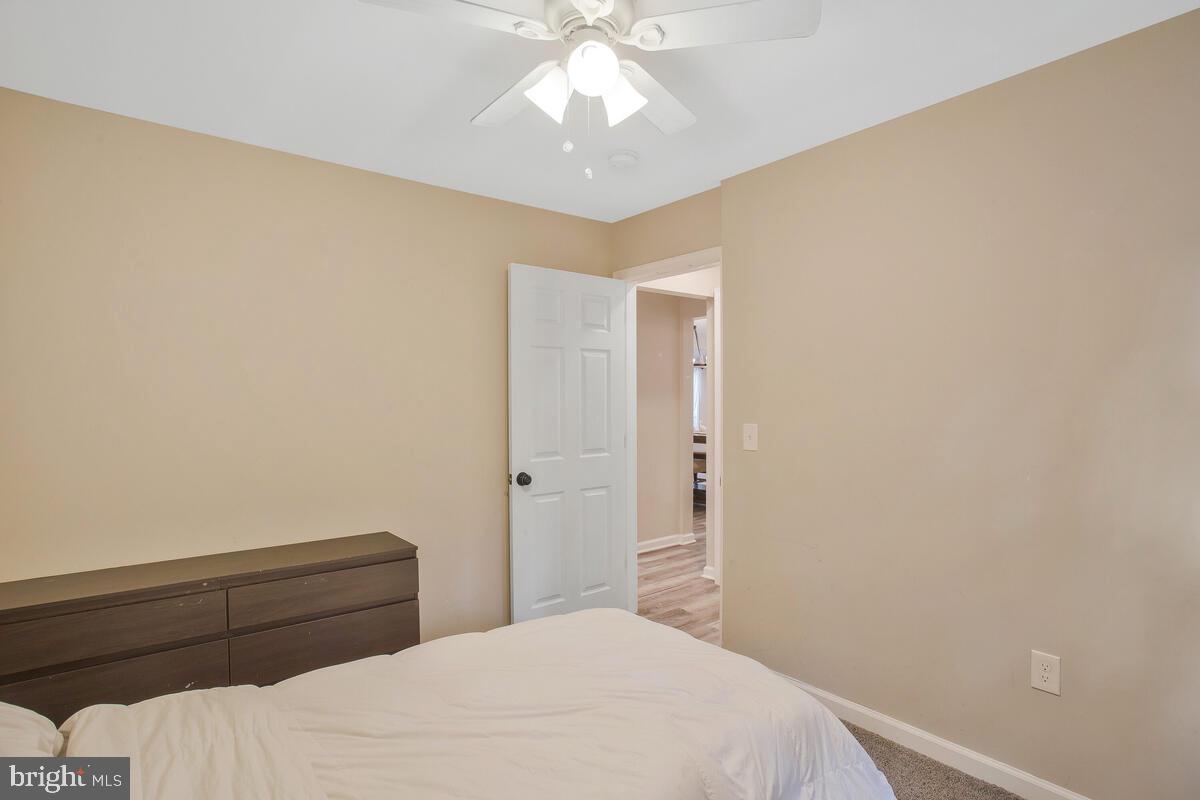 PONDER COVE BEACH - Residential Lease