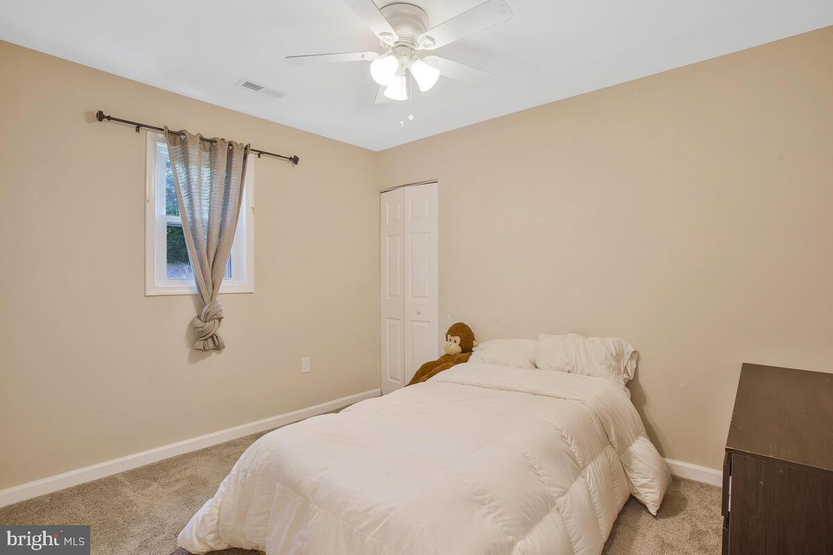 PONDER COVE BEACH - Residential Lease