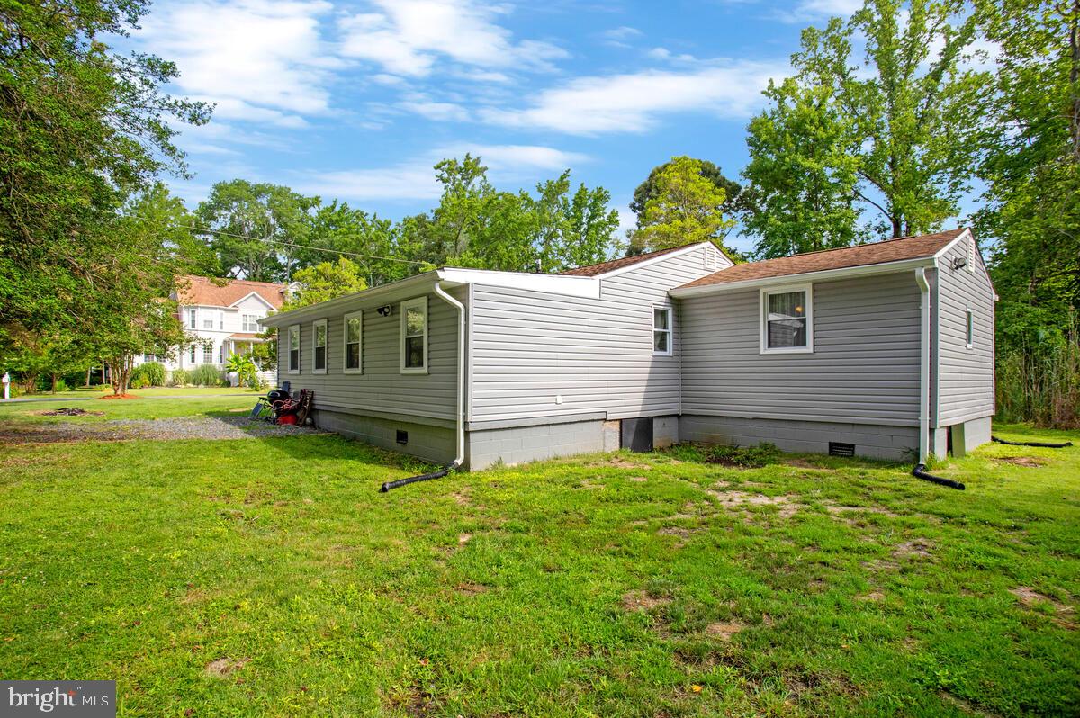 PONDER COVE BEACH - Residential Lease