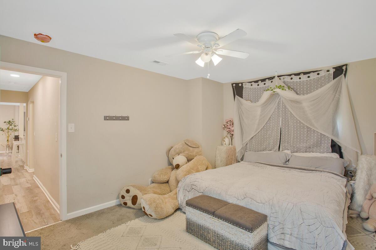 PONDER COVE BEACH - Residential Lease