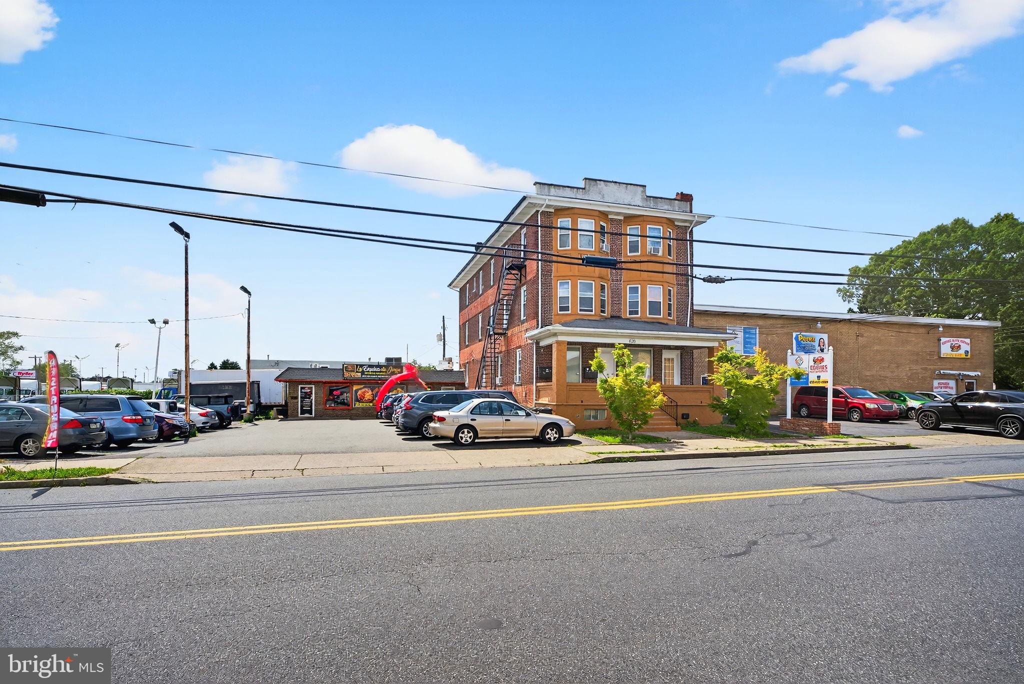 624 N MAXWELL STREET 626