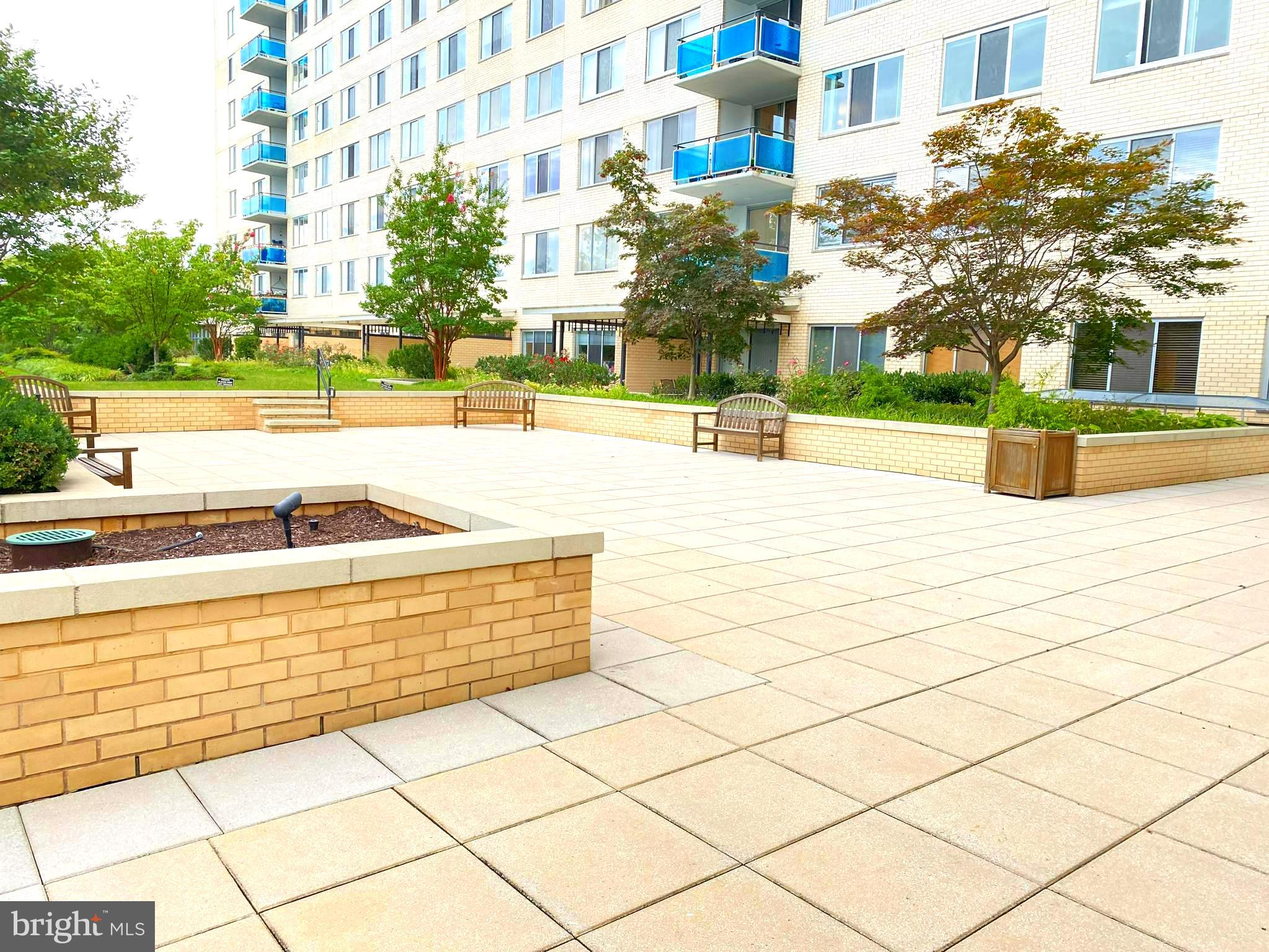 GROSVENOR PARK - Residential