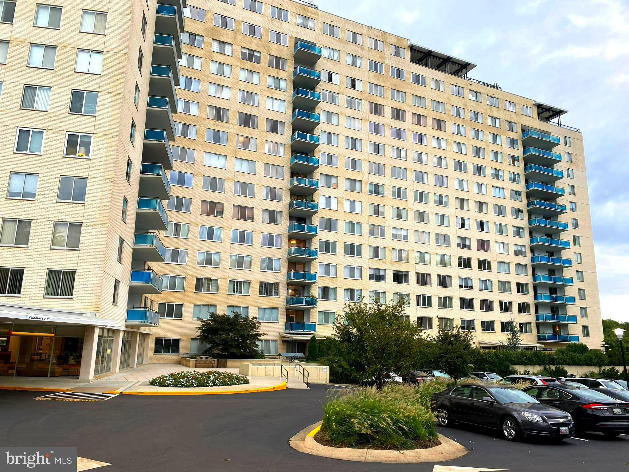 GROSVENOR PARK - Residential