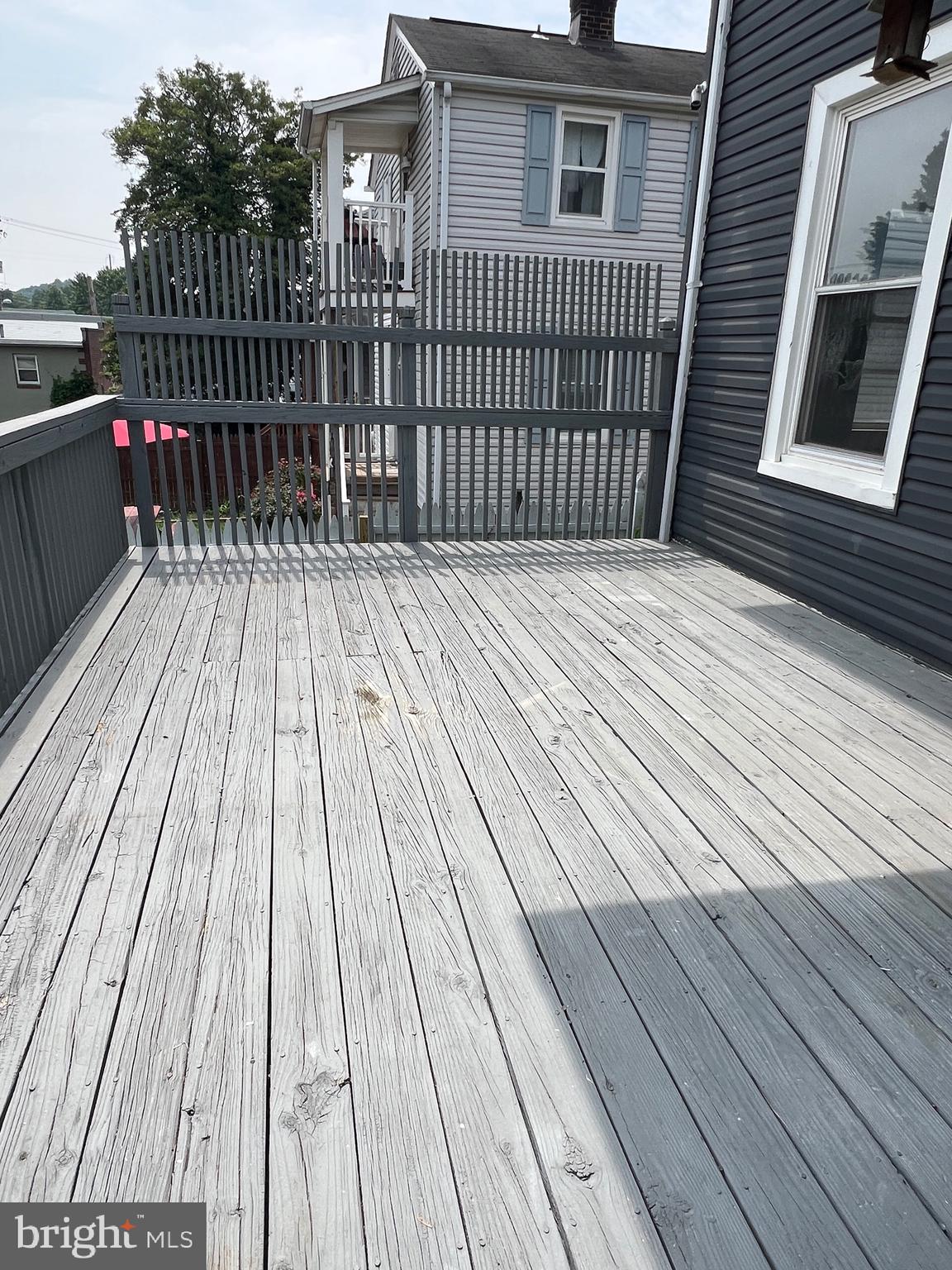 ARBUTUS TERRACE - Residential