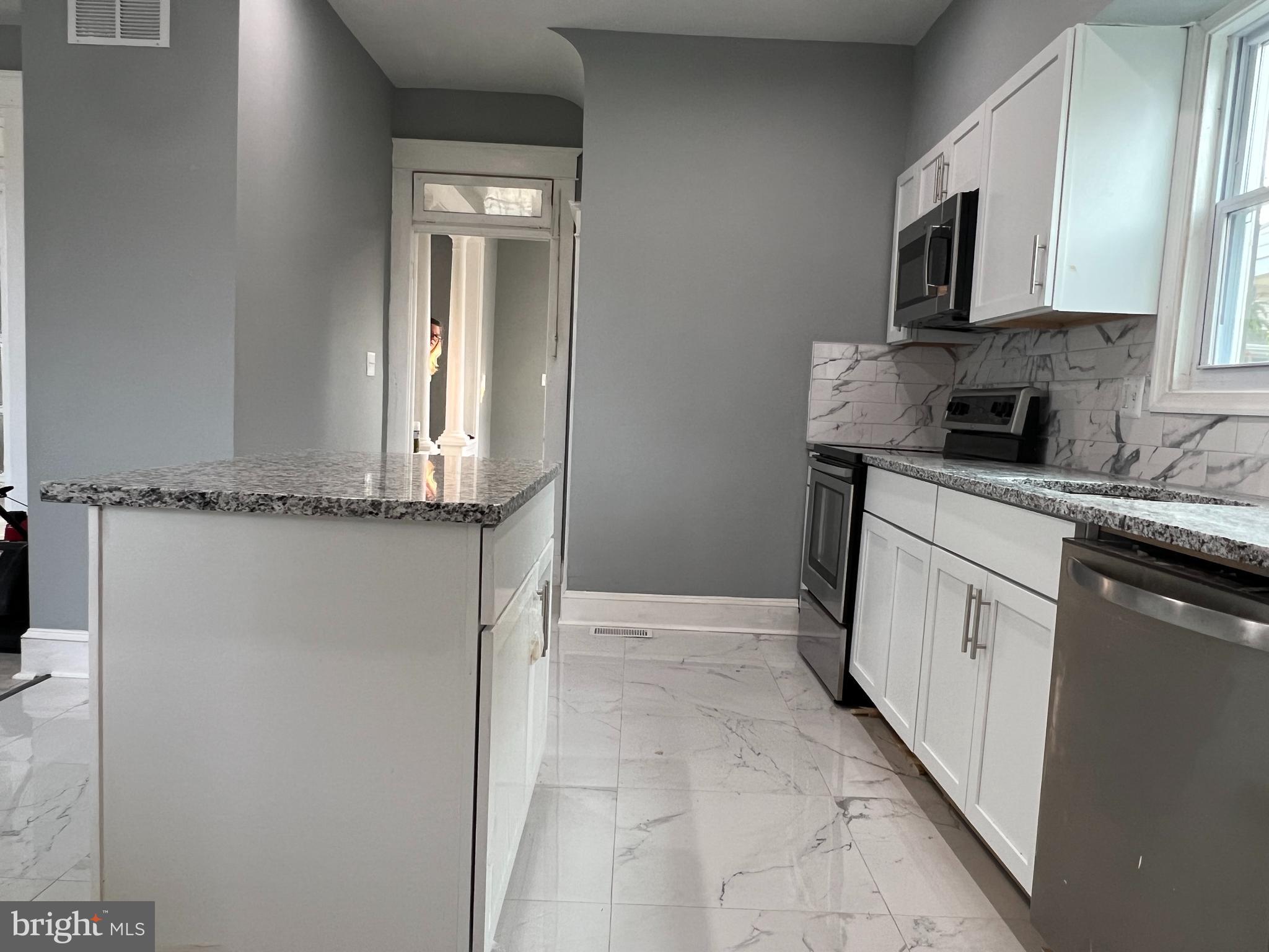 ARBUTUS TERRACE - Residential