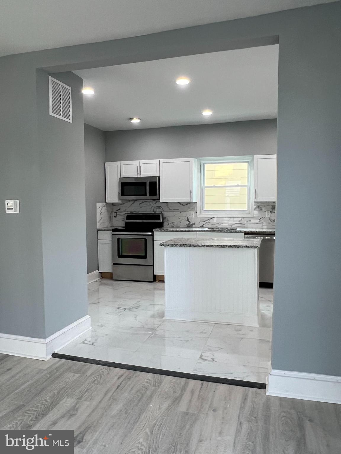 ARBUTUS TERRACE - Residential