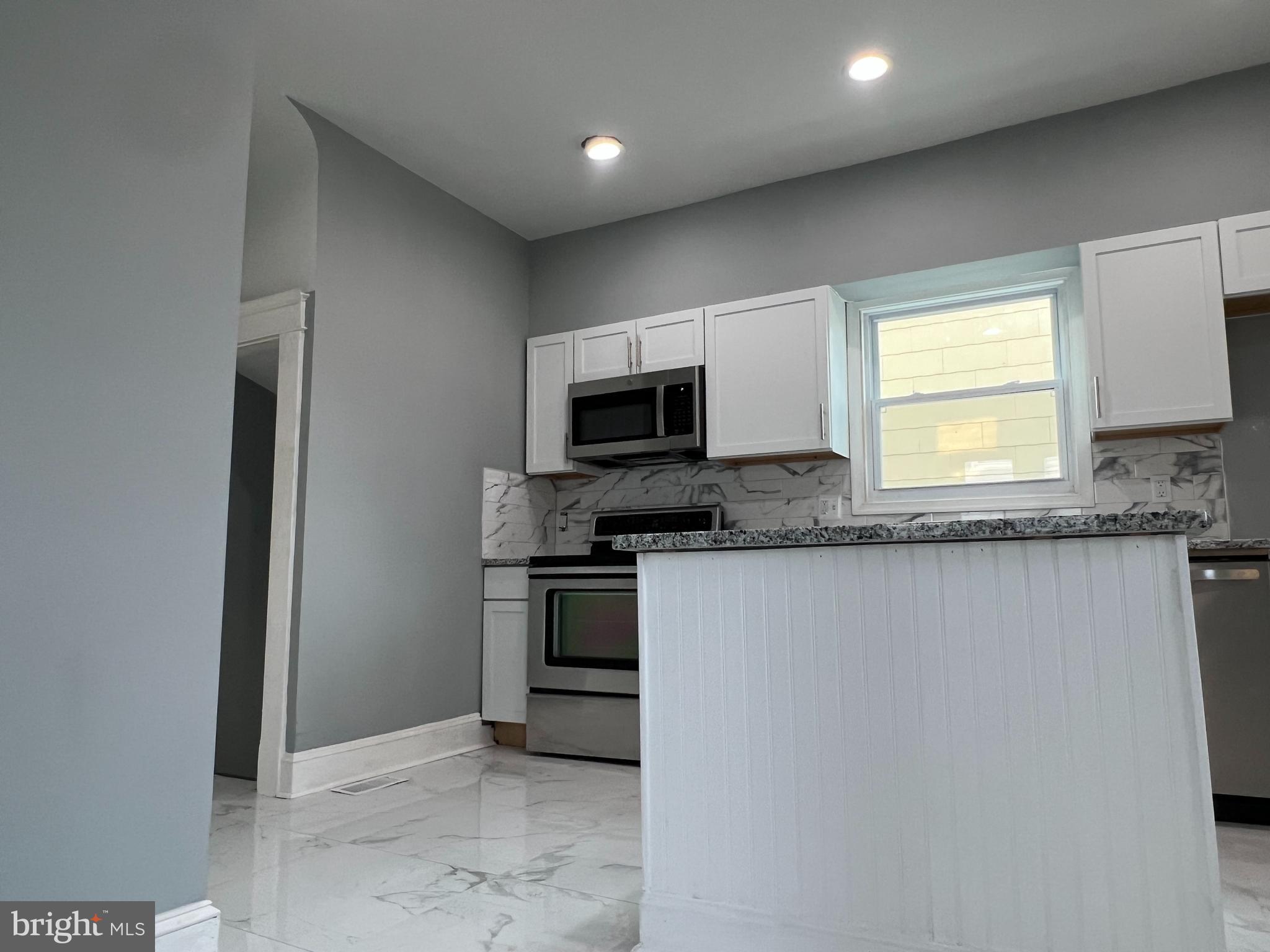 ARBUTUS TERRACE - Residential