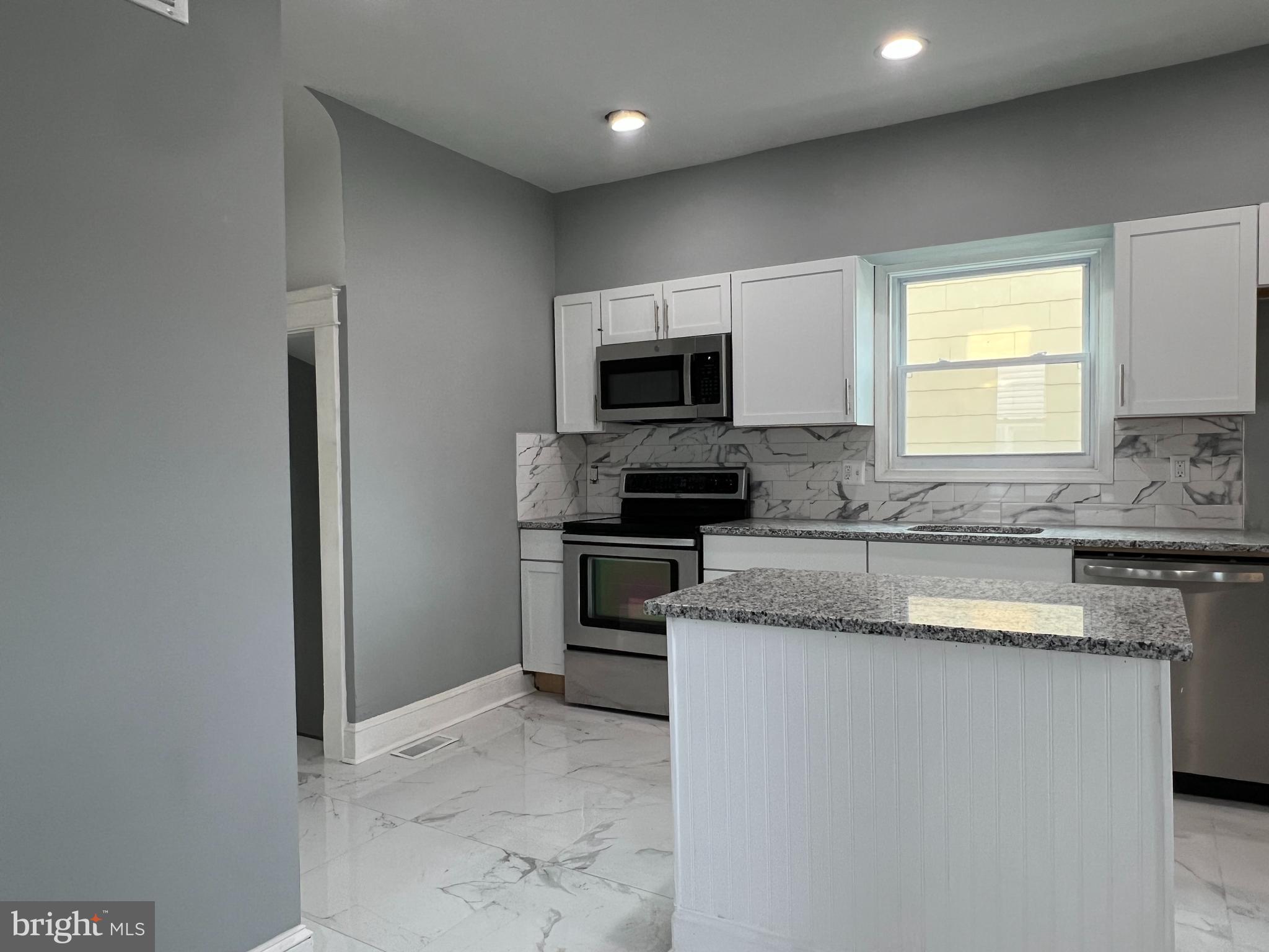 ARBUTUS TERRACE - Residential